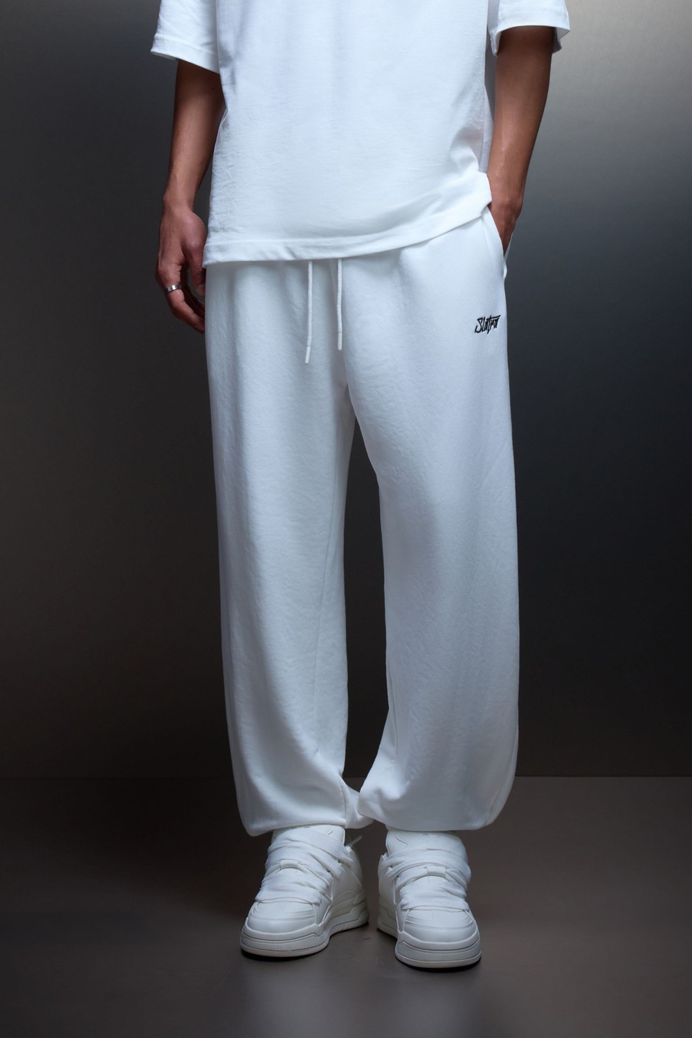 Erkek Ekru Basic Jogger Eşofman