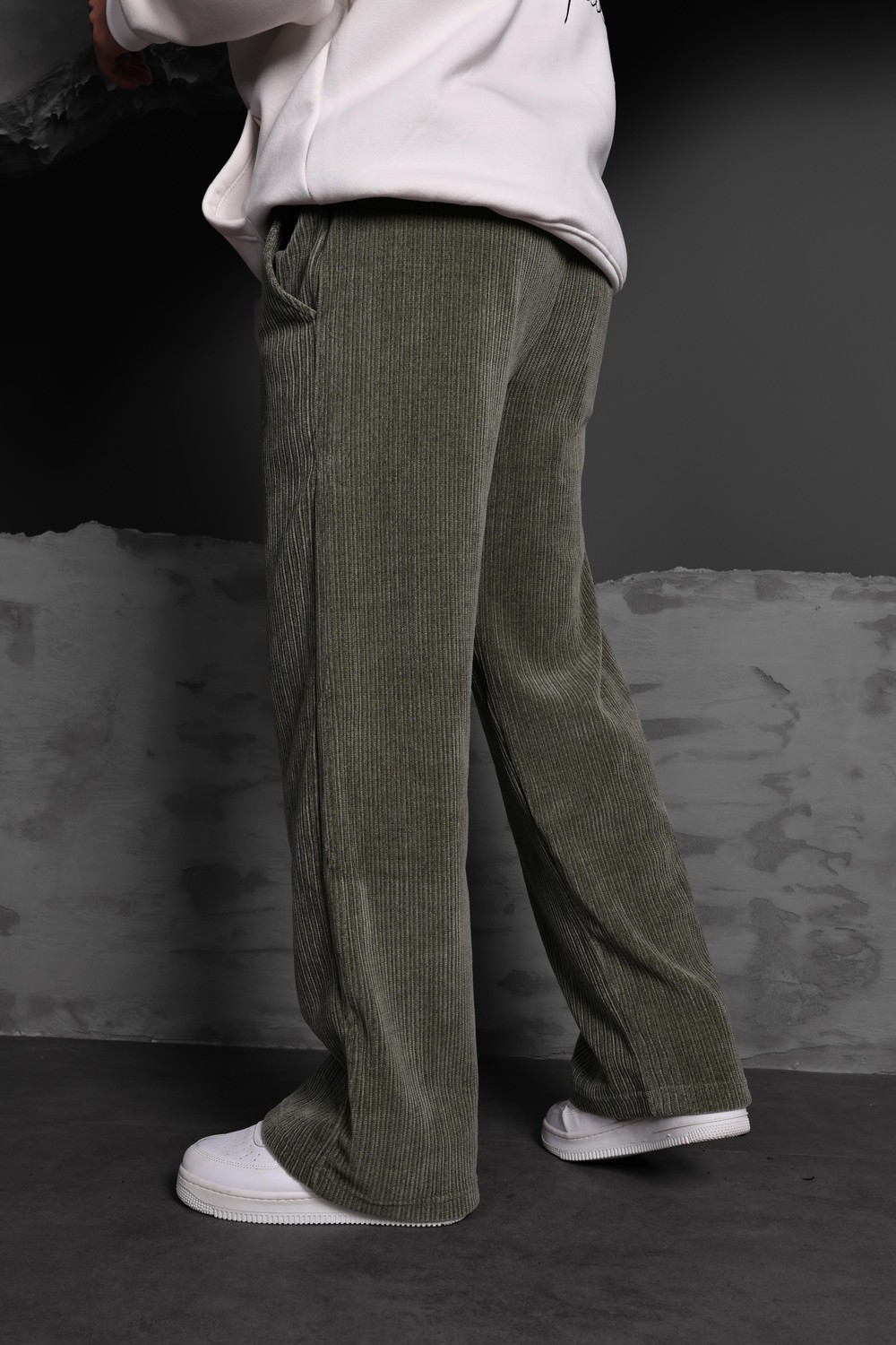 Erkek Haki Baggy Kadife Kumaş Pantolon