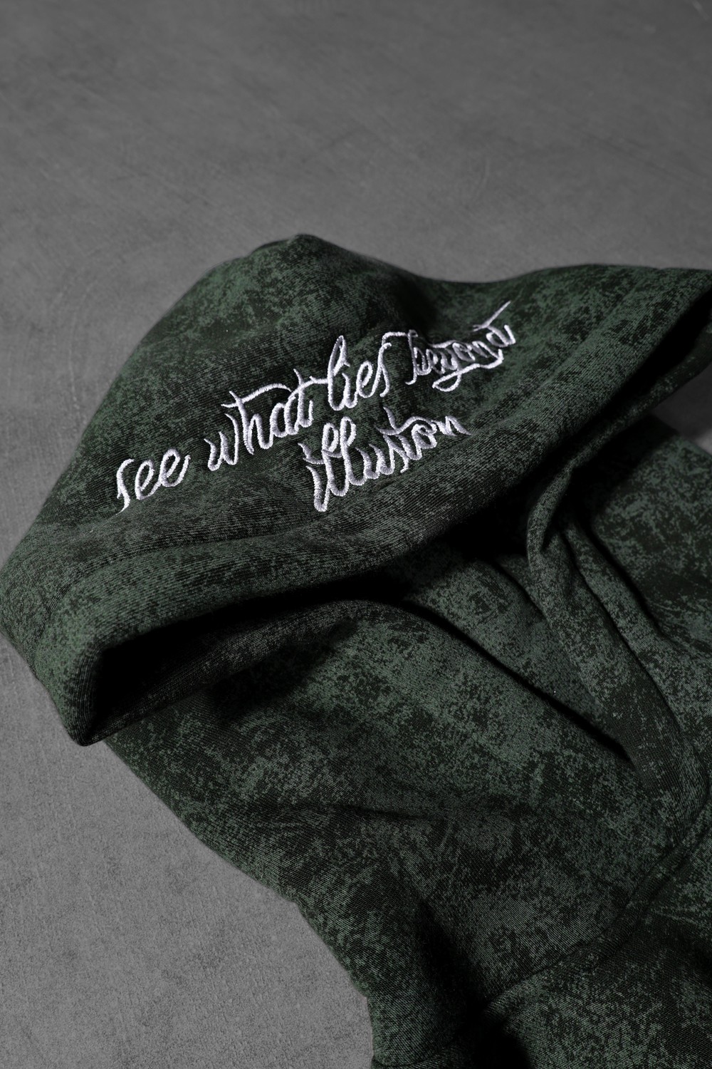 Erkek Haki İllusion Nakışlı Patchli Yıkamalı Oversize Kapüşonlu Sweatshirt