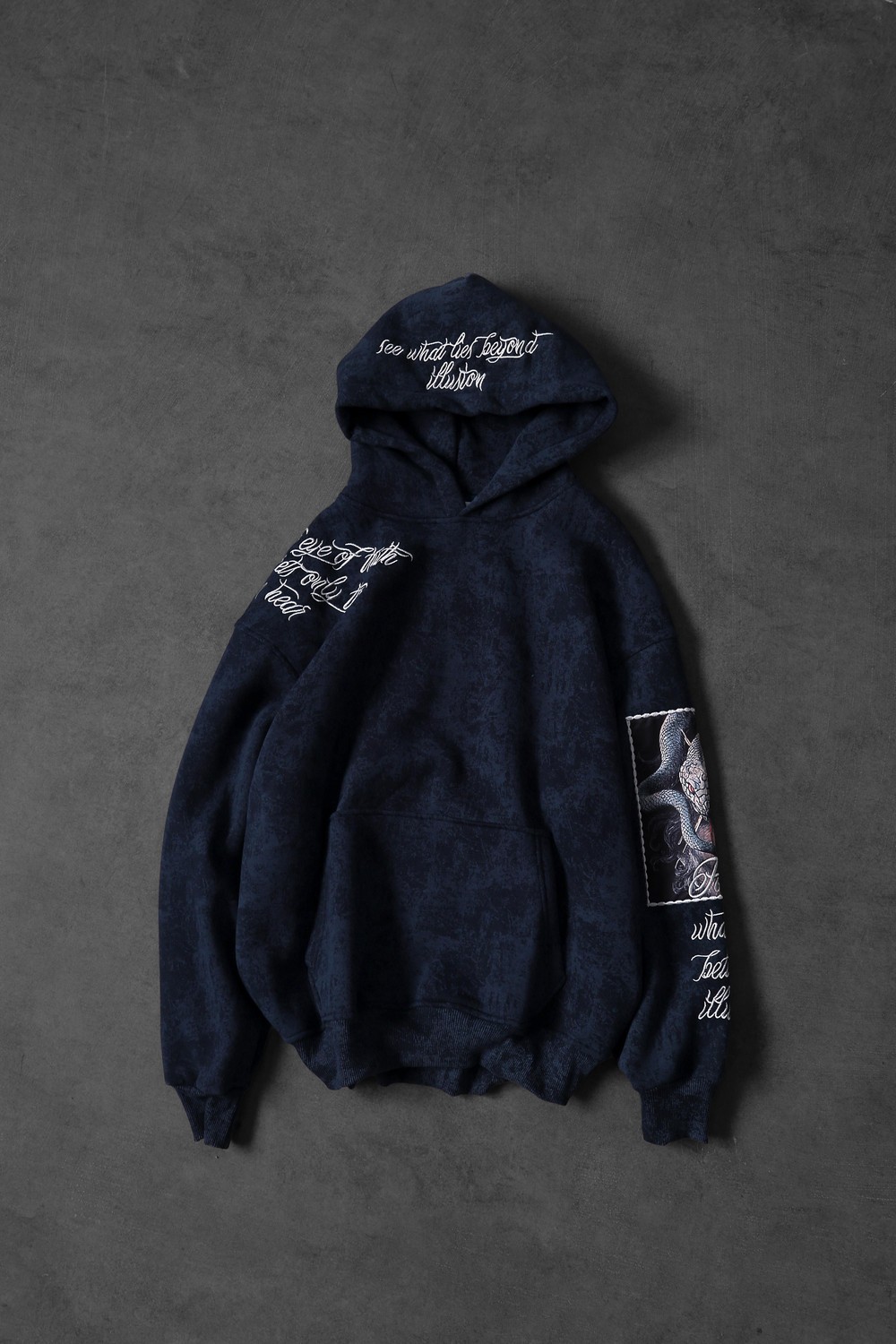 Erkek Lacivert İllusion Nakışlı Patchli Yıkamalı Oversize Kapüşonlu Sweatshirt