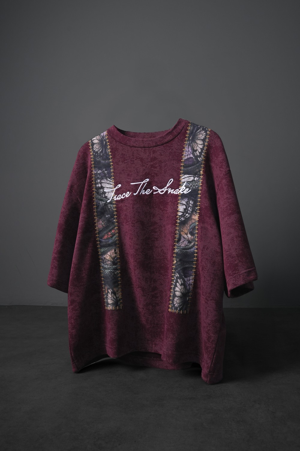 Erkek Mürdüm Trace Patch Box Fit Yıkama Efektli Tshirt