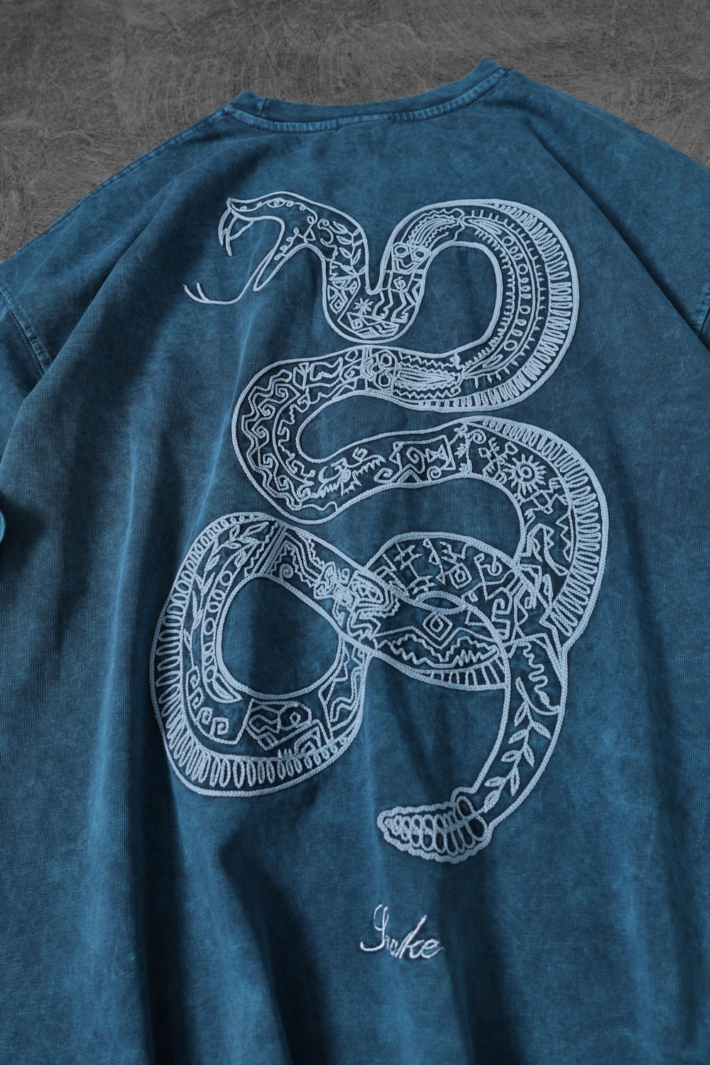 Erkek Petrol Snake Nakışlı Özel Yıkamalı Kumaş Oversize Tshirt