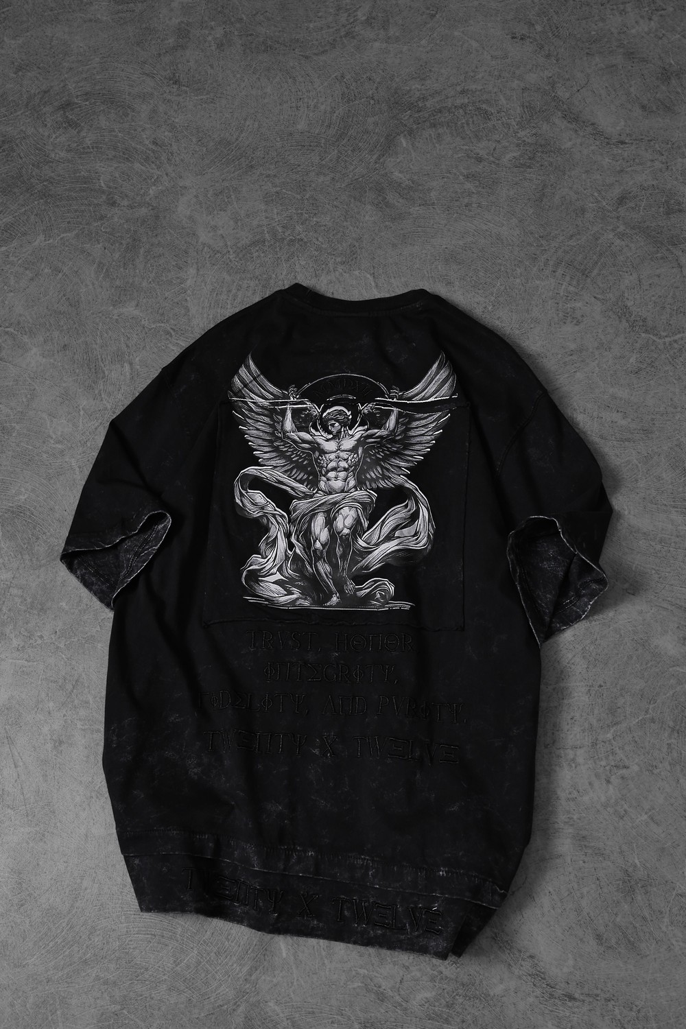 Erkek Siyah Antik Desen Patchli Nakışlı Yıkamalı Oversize Tshirt