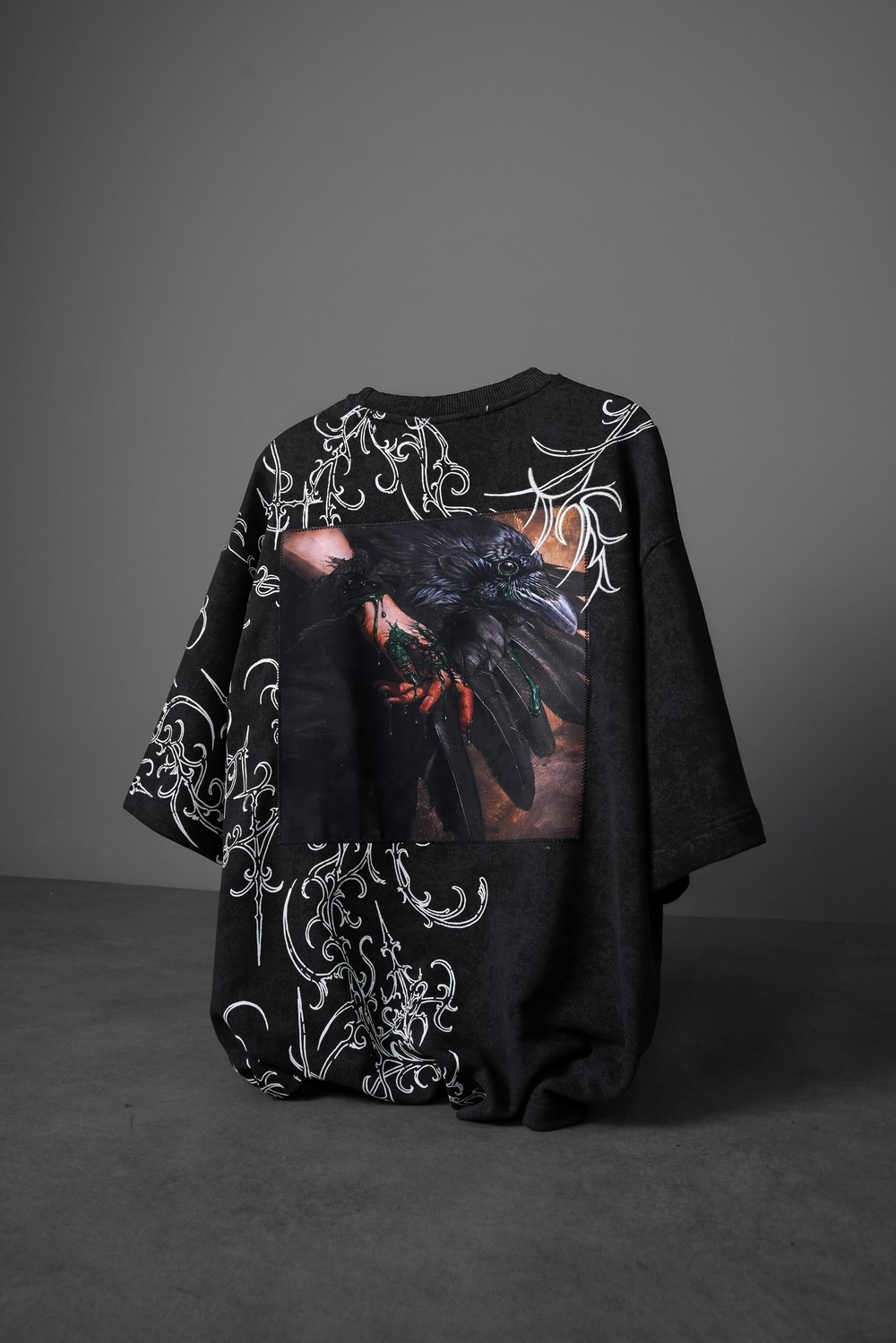 Erkek Siyah Crow Patch Oversize Yıkama Efektli Tshirt