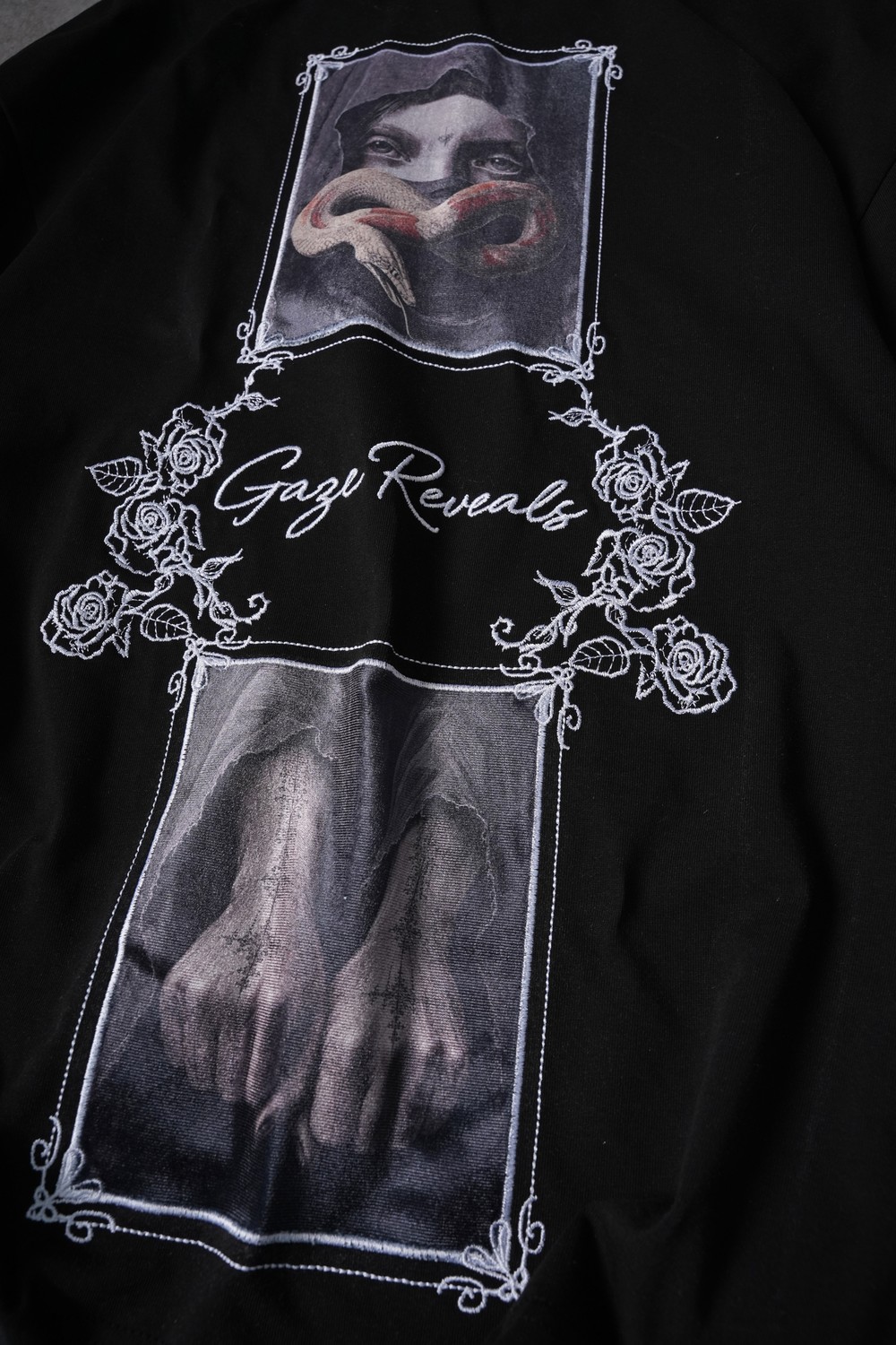 Erkek Siyah Gaze Reveals Kadife Patch Oversize Tshirt