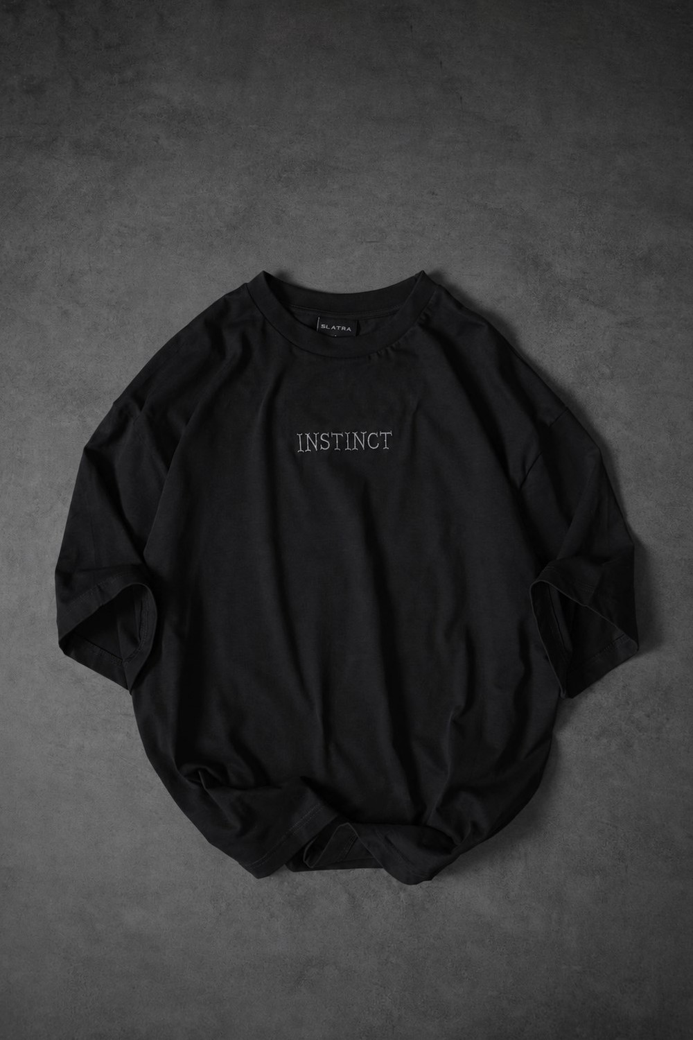 Erkek Siyah İnstinct Patch Nakışlı Oversize Tshirt