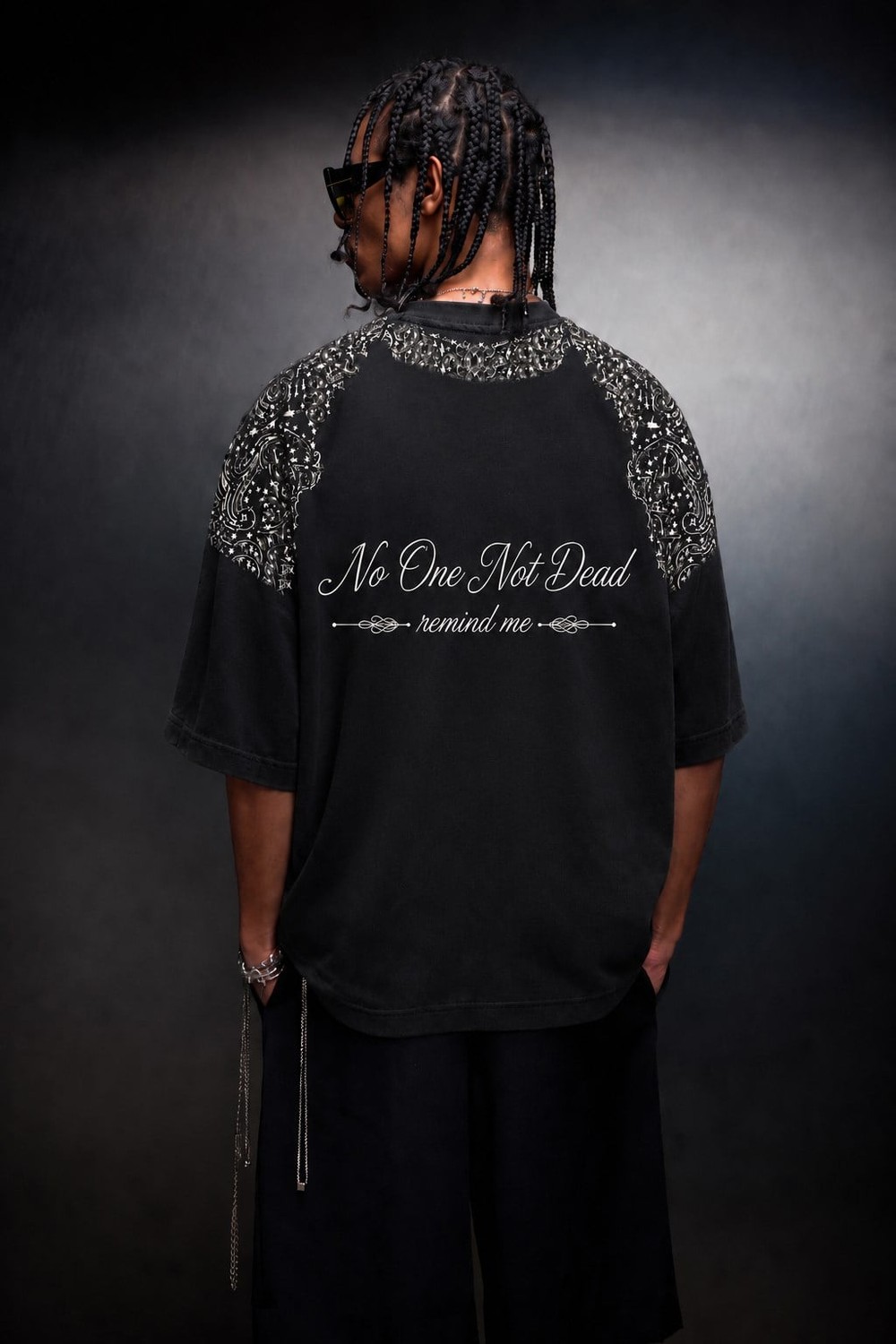 Erkek Siyah No One Not Dead Baskılı Oversize Tshirt