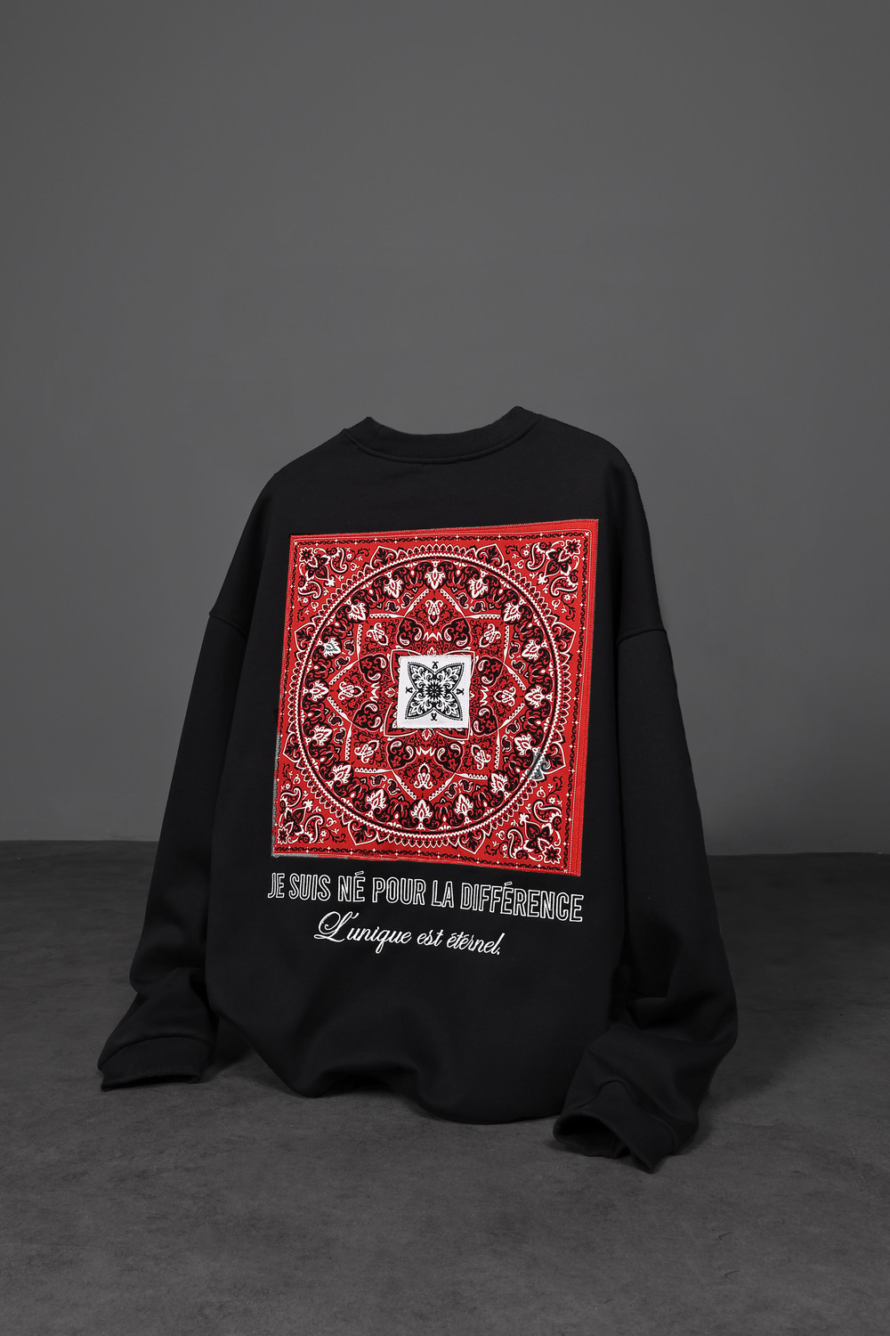Erkek Siyah Şal Desen Patch Oversize Sweatshirt