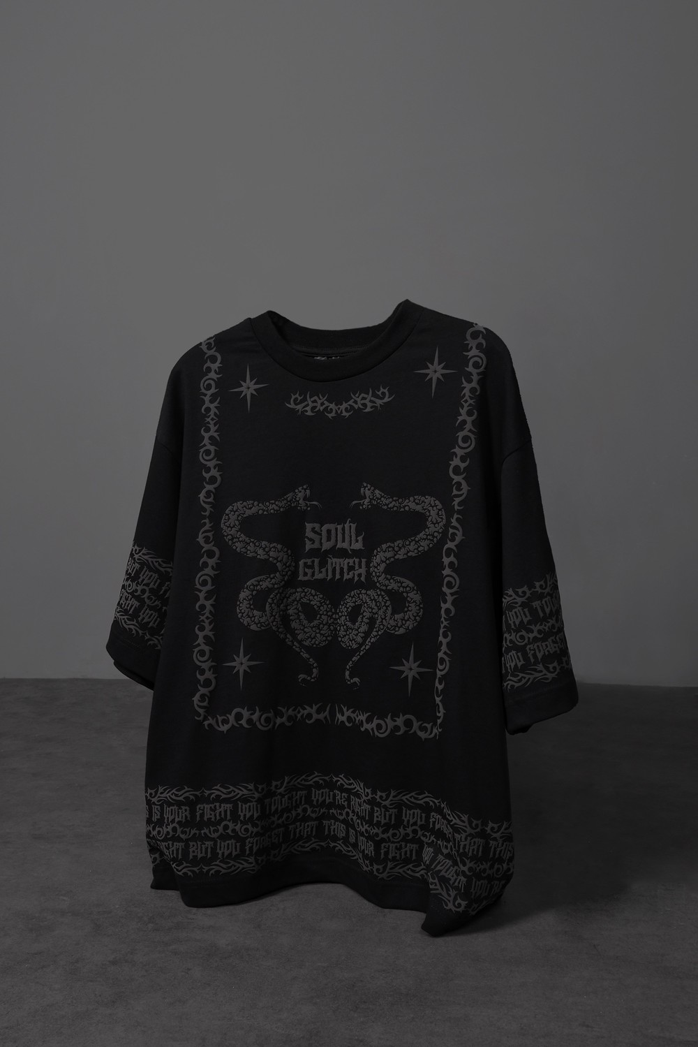 Erkek Siyah Soul Glitch Kabartma Baskılı Oversize Tshirt