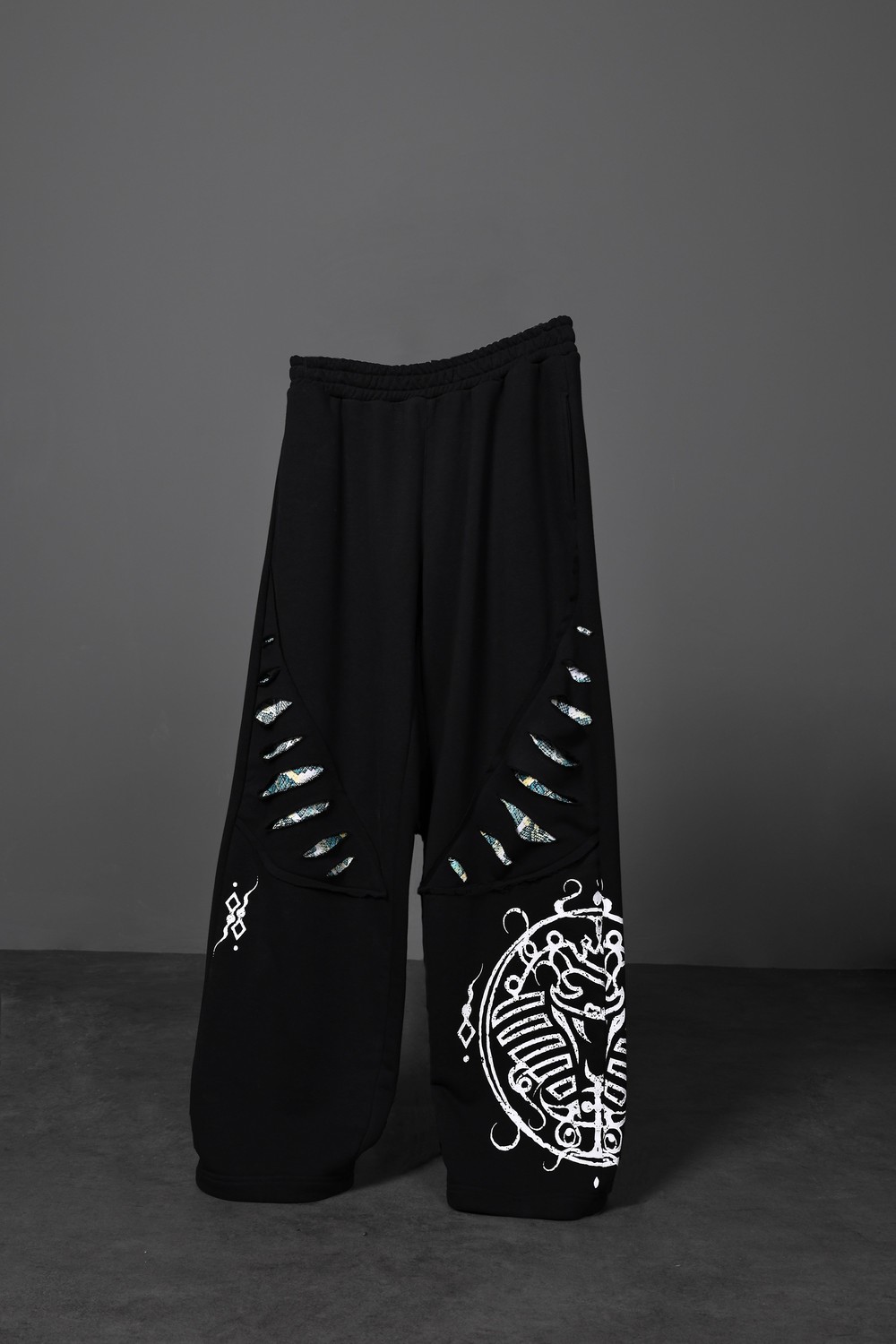 Erkek Siyah Spine Efektli Baskılı Baggy Eşofman