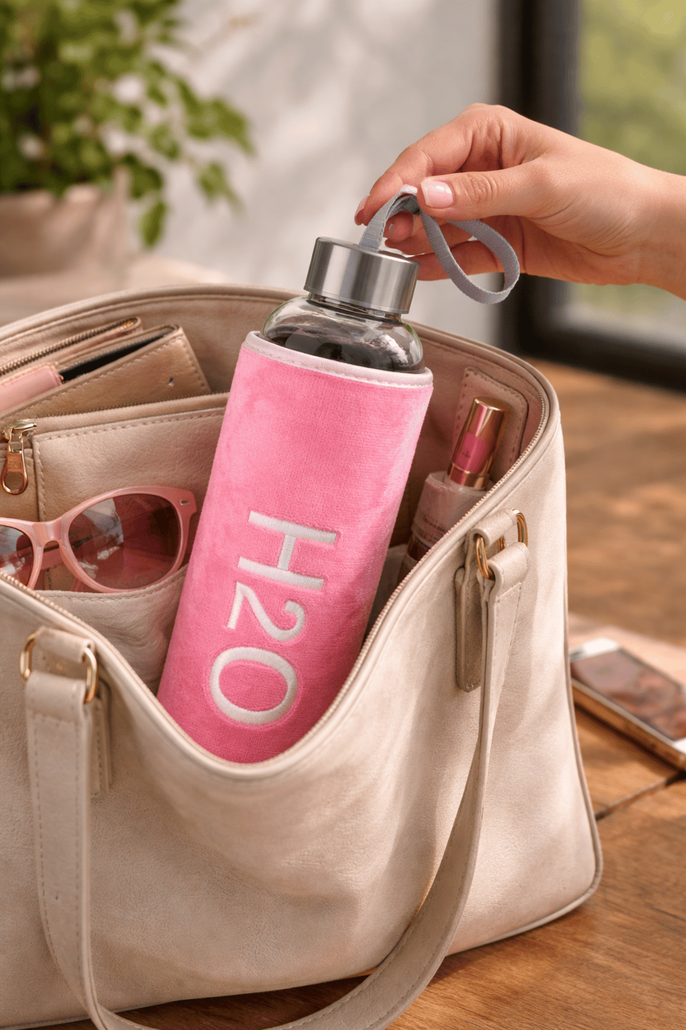 H2O Peluş Kılıflı Cam Matara 600 ml – Koyu Pembe