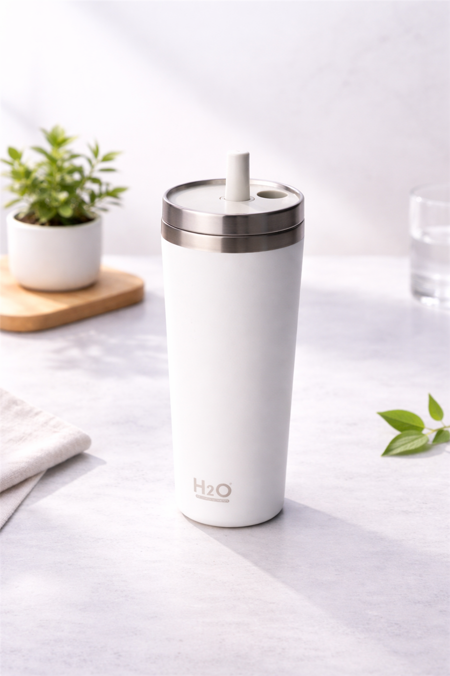 H2O Kapaklı Çelik Pipetli Termos Kupa 660 ml – Gri