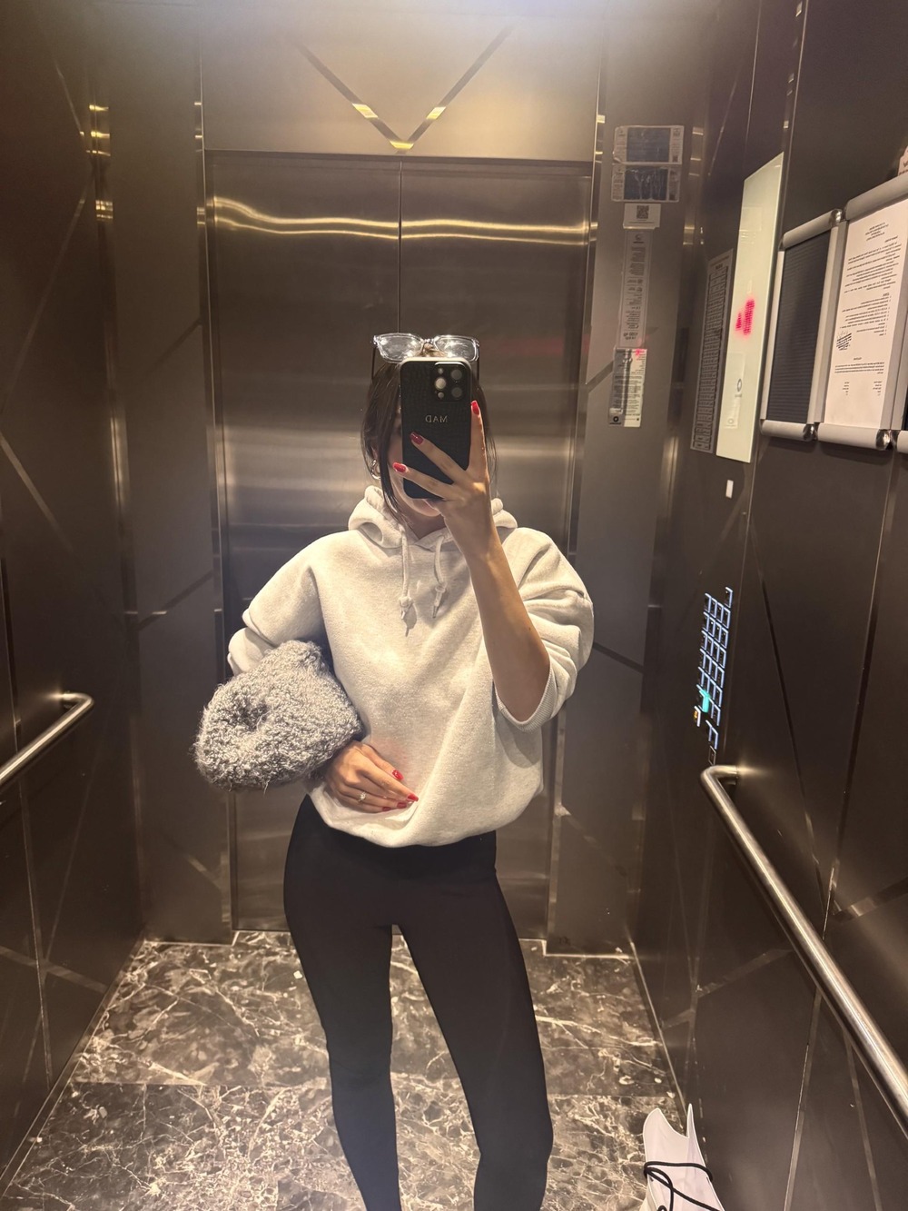 Gri Sweatshirt