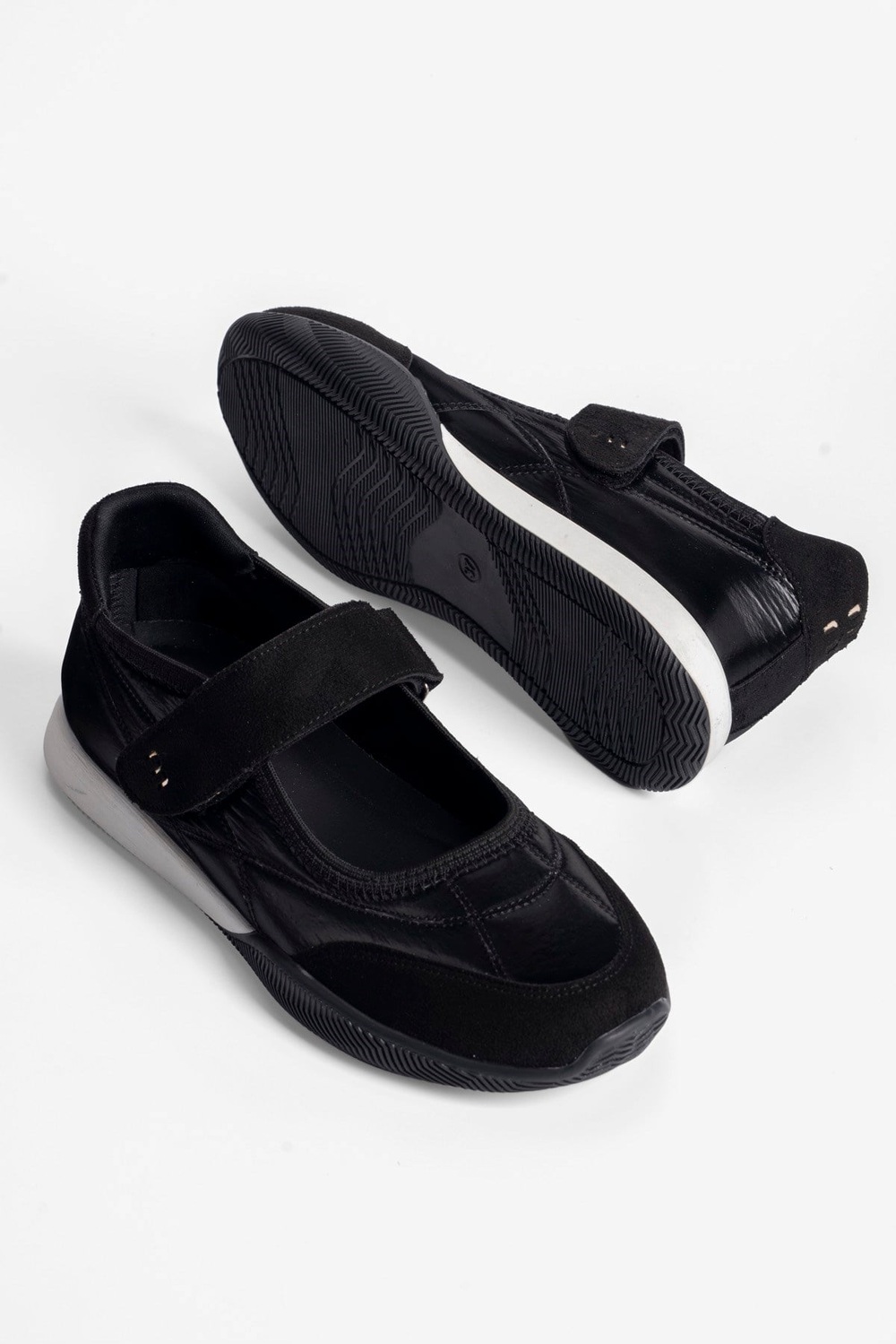 Kadın Anorak Sneaker Babet Cırt Cırt Bantlı Süet Detaylı Serin Siyah