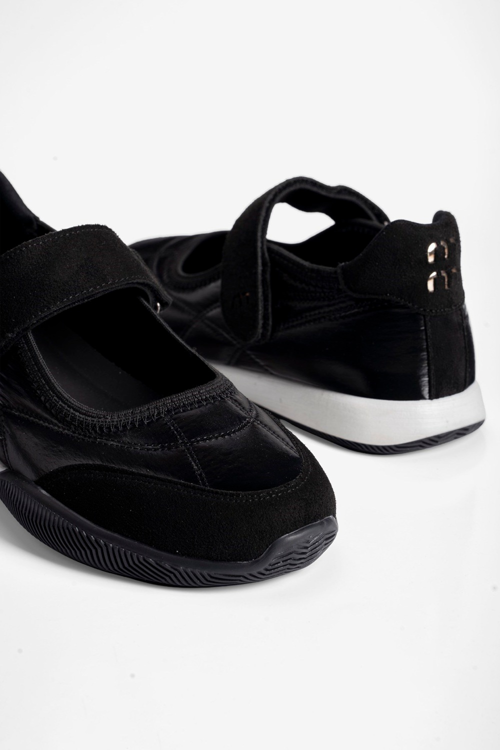 Kadın Anorak Sneaker Babet Cırt Cırt Bantlı Süet Detaylı Serin Siyah