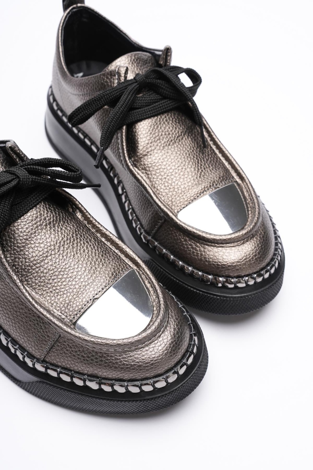 Kadın Deri Sneaker Spor Ayakkabı Platin Detaylı Bağcıklı Platin Vina