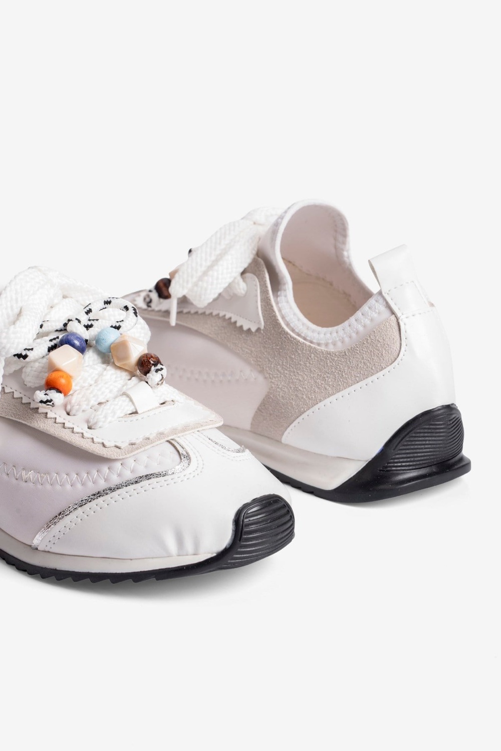Kadın Sneaker Düz Taban Boncuk Detaylı Streç Spor Ayakkabı Brisa Beyaz