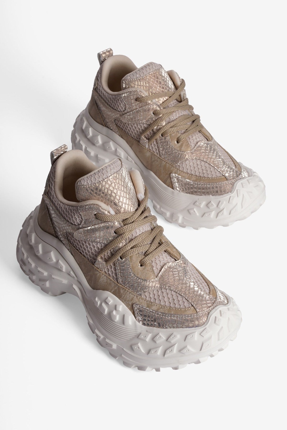 Kadın Sneaker Kalın Taban Gold Yılan Baskı Detaylı Bağcıklı Spor Ayakkabı Stellix Bej