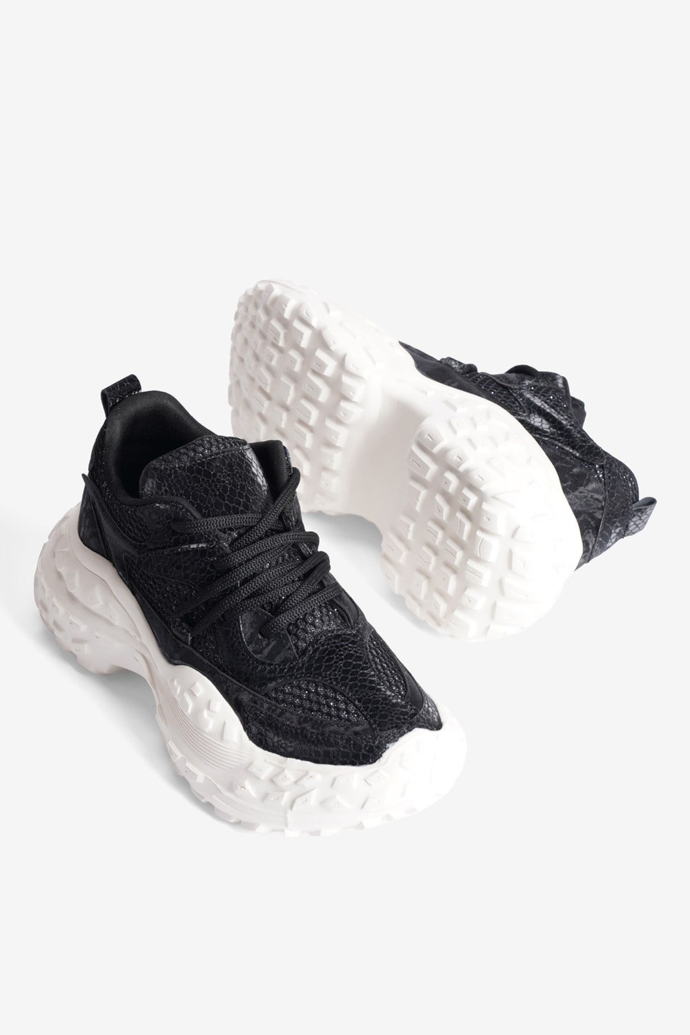 Kadın Sneaker Kalın Taban Yılan Baskı Detaylı Bağcıklı Spor Ayakkabı Stellix Siyah