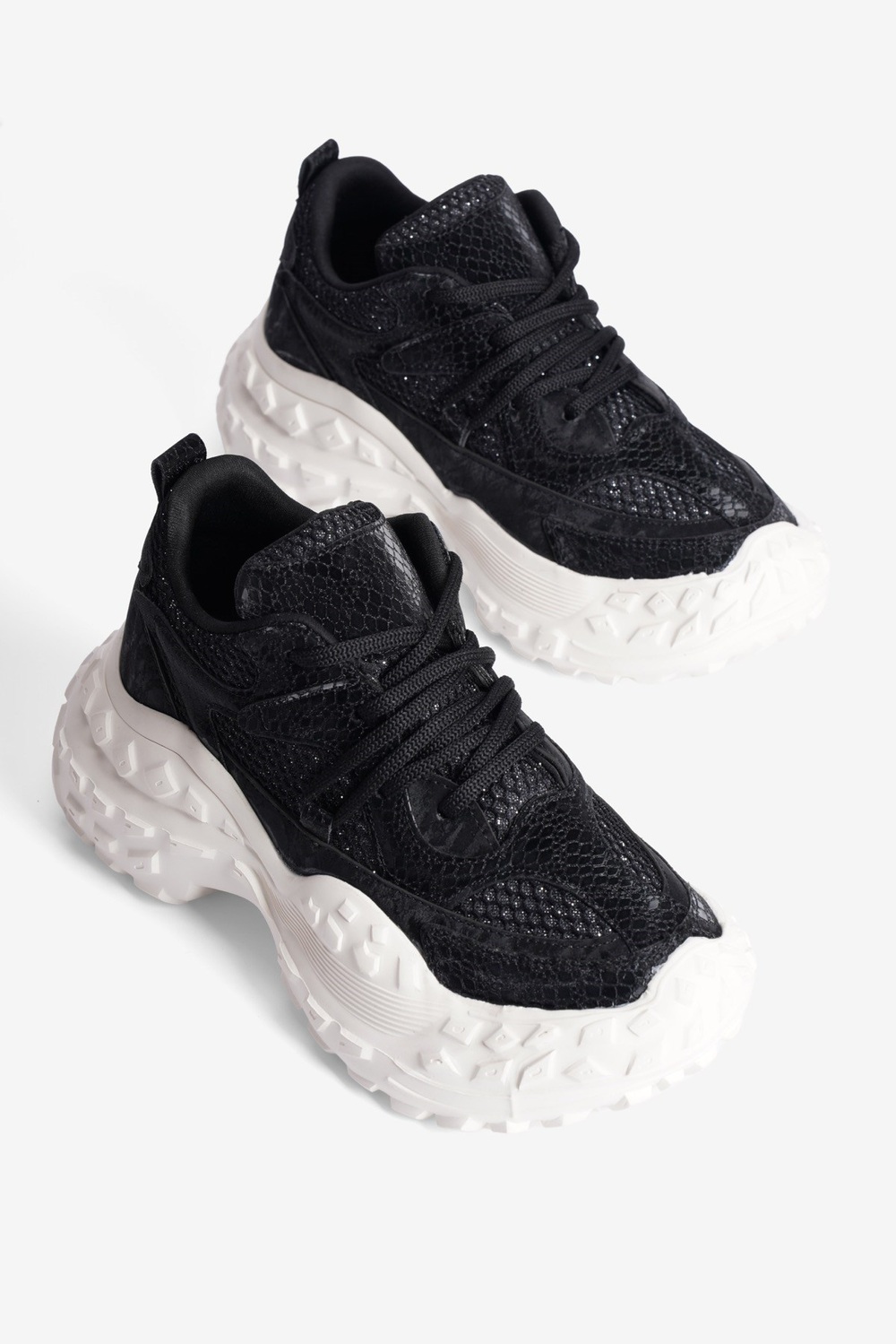 Kadın Sneaker Kalın Taban Yılan Baskı Detaylı Bağcıklı Spor Ayakkabı Stellix Siyah