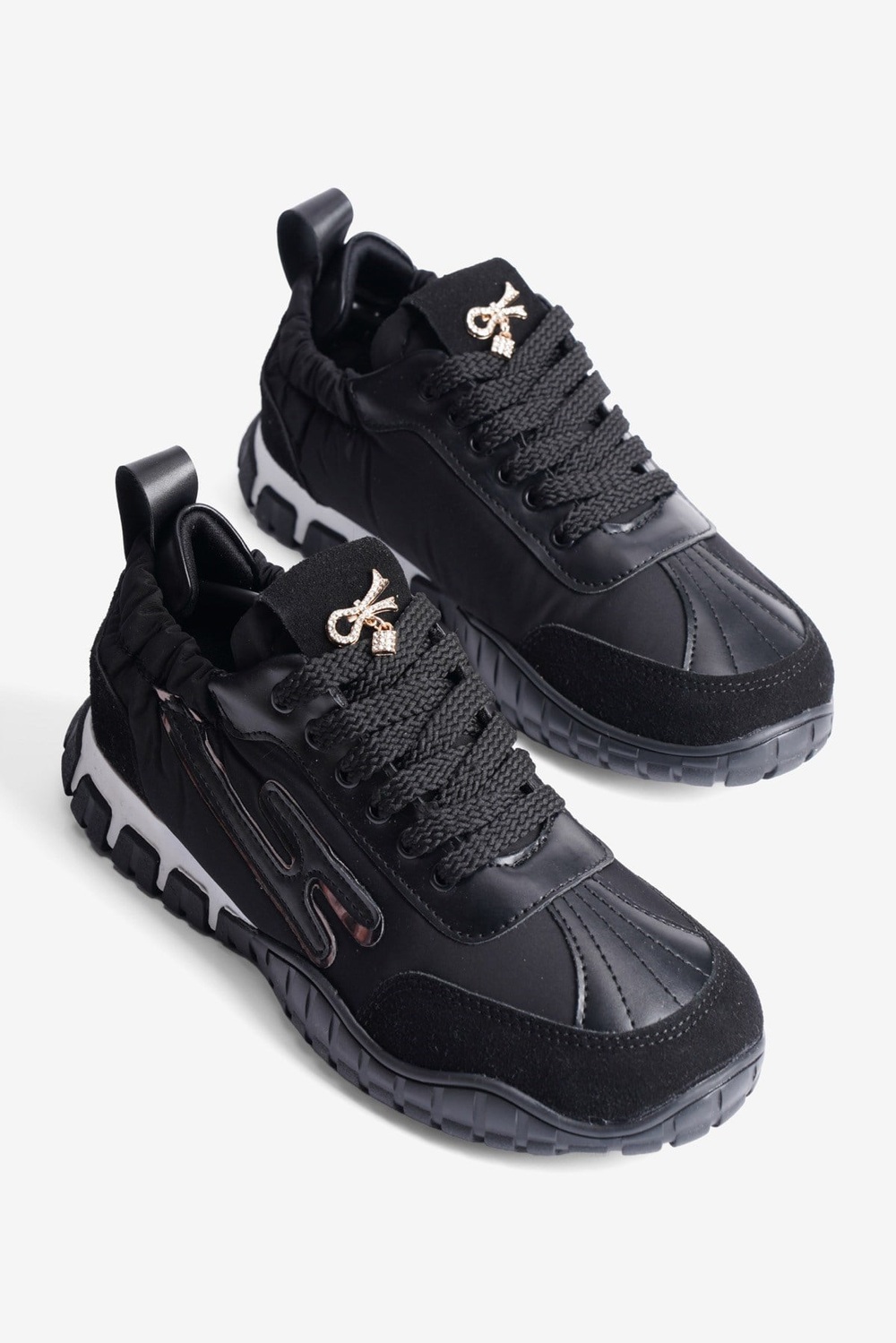 Kadın Sneaker Paraşüt Toka Detaylı Lastik Arka Spor Ayakkabı Zephy Siyah