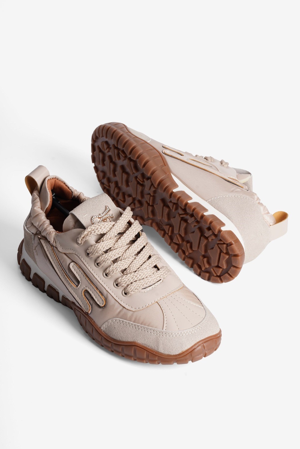 Kadın Sneaker Paraşüt Toka Detaylı Lastik Arka Spor Ayakkabı Zephy Bej