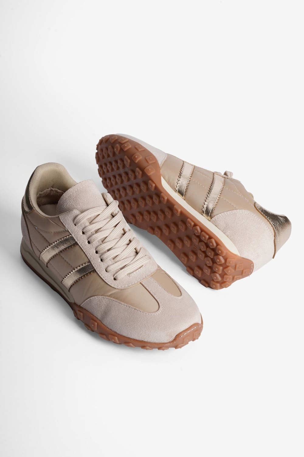 Kadın Sneaker Süet Detaylı Bağcıklı Spor Ayakkabı Brano Bej