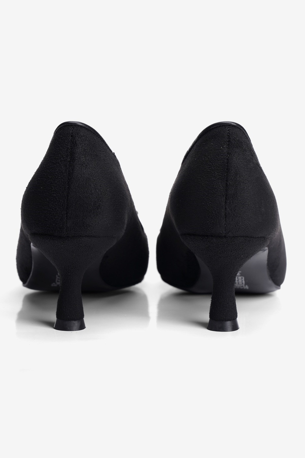 Kadın Süet Topuklu Ayakkabı Stiletto Sivri Burun Toka Detaylı Nina Siyah
