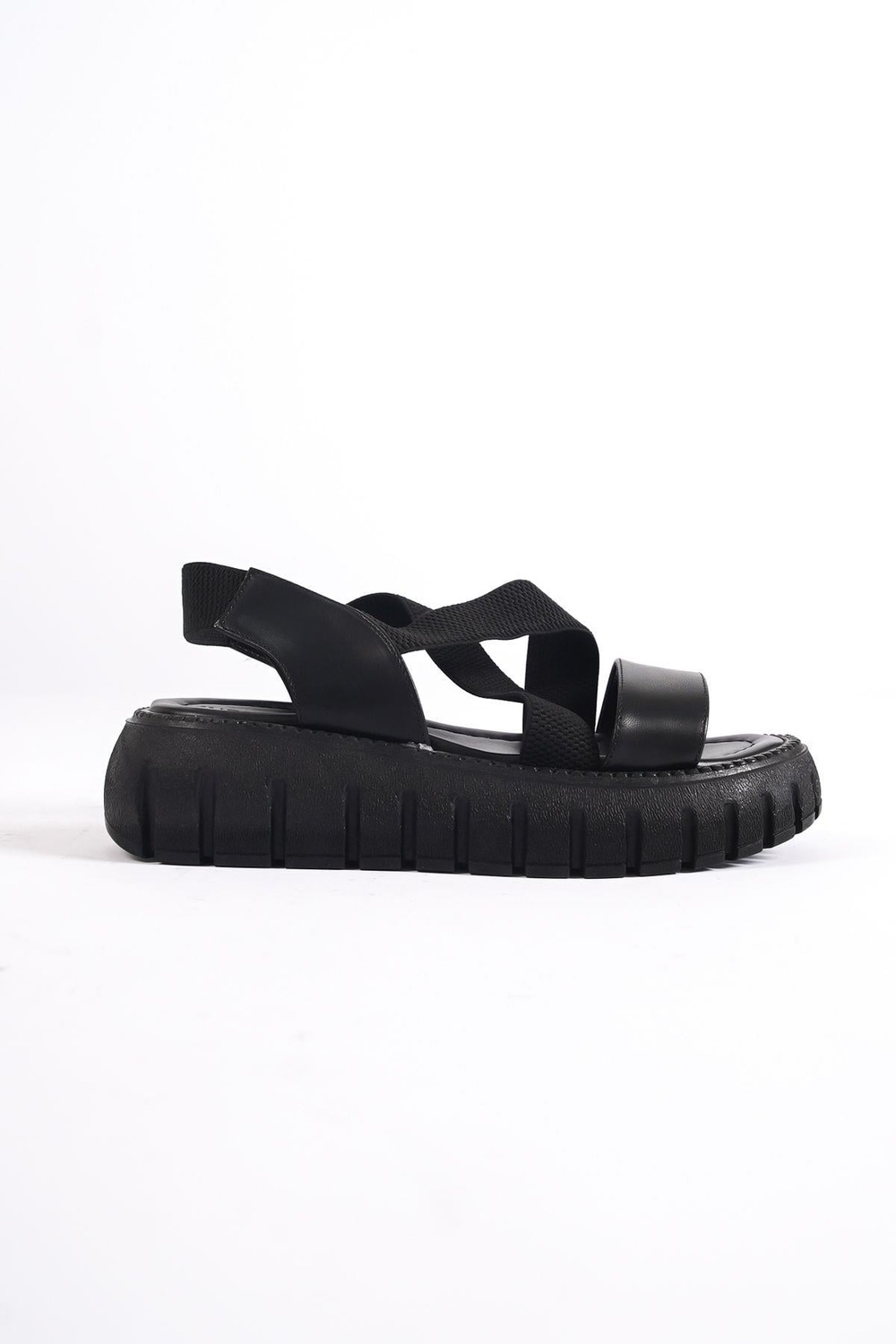 Mubiano 733-S Kalın Tırtık Tabanlı Siyah Platform Kadın Sandalet