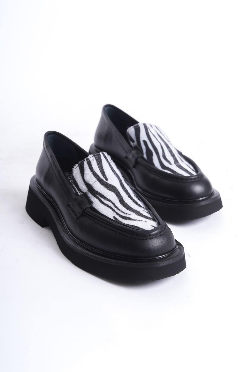 Mubiano Hakiki Deri Collection Kadın Zebra Detaylı Kalın Taban Loafer Zebra/Siyah - MCRGN7010 - SZBR
