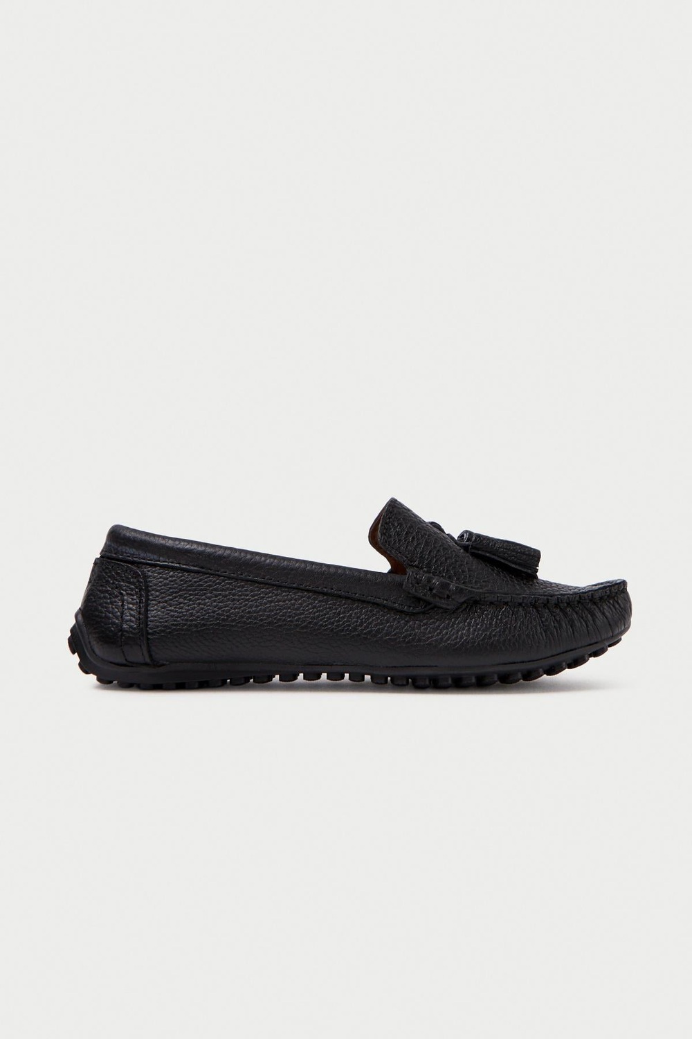 Mubiano Hakiki Deri 201-S Püsküllü Oval Burunlu Kadın Siyah Babet & Loafer Ayakkabı