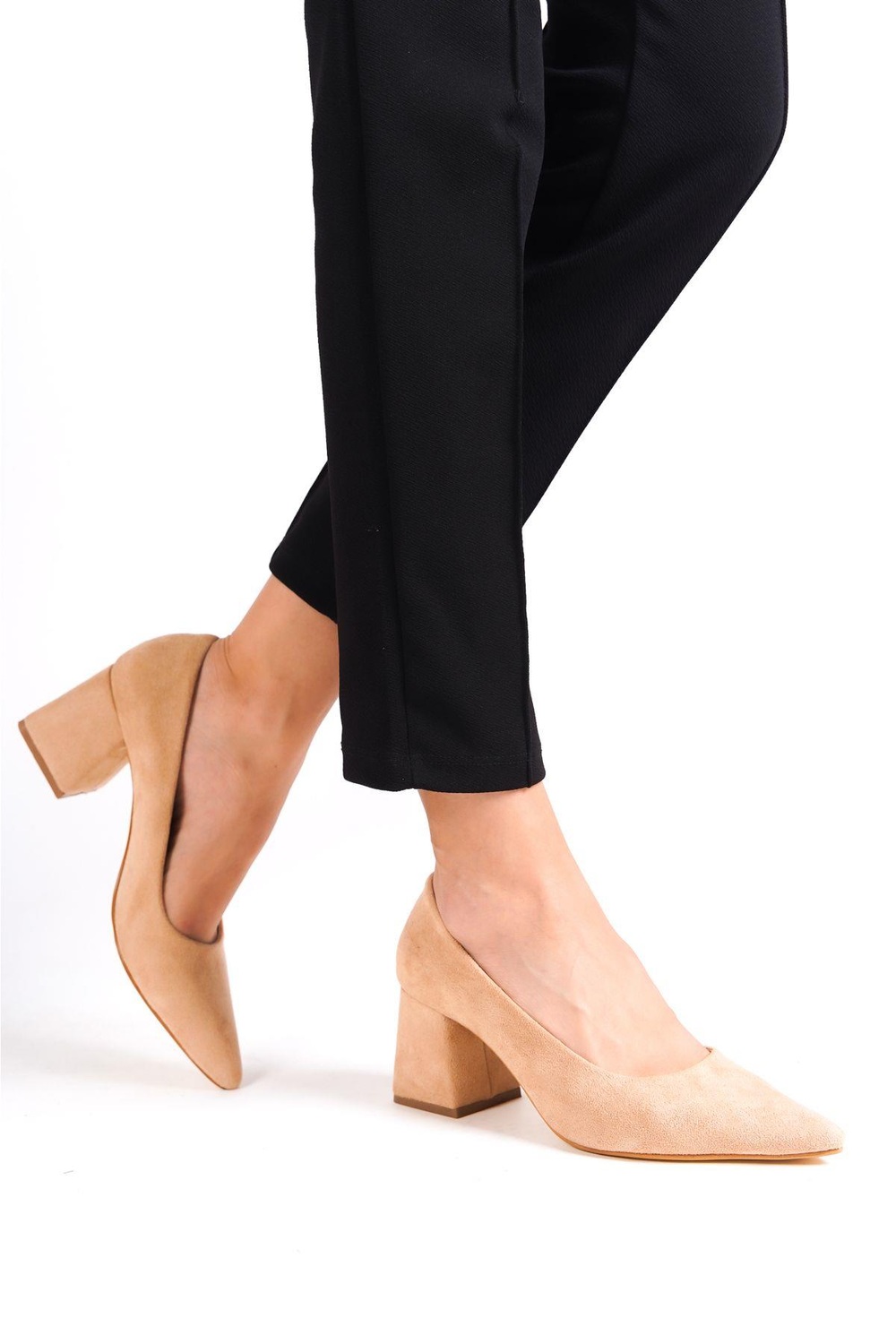 Mubiano MBZFR601-SN Kadın Süet Blok Topuklu 6 cm Sivri Burun Nude Stiletto & Topuklu Ayakkabı