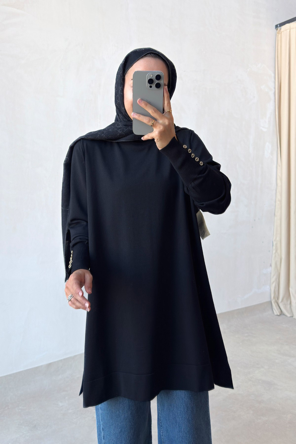 Manşet Detaylı Merserize Tunik - Siyah