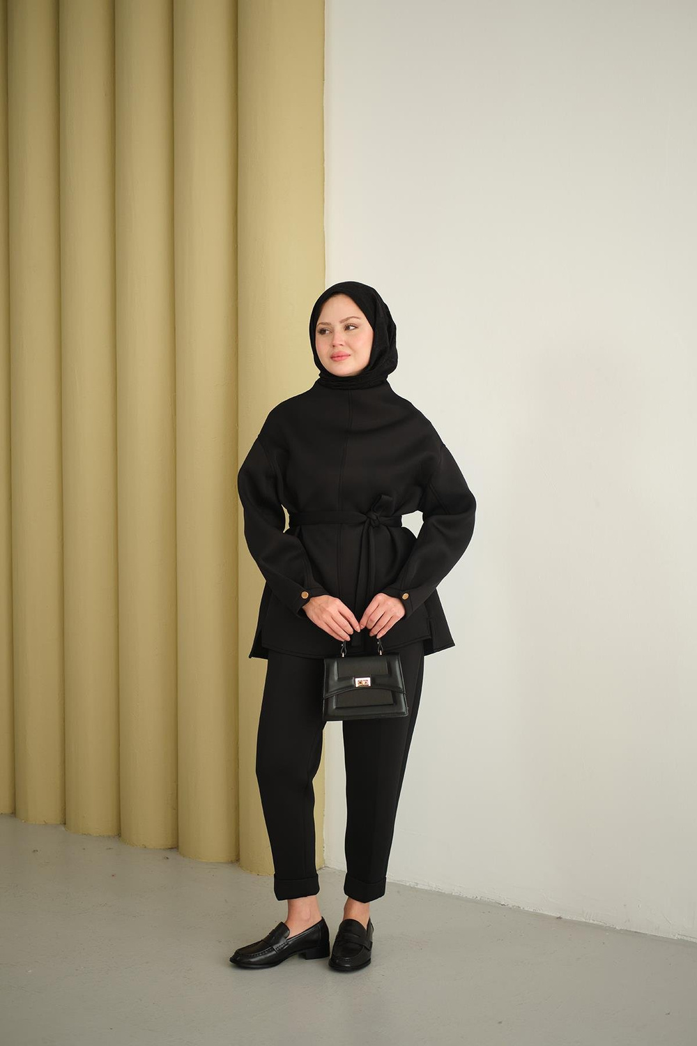 Bel Bağlamalı Takım Siyah