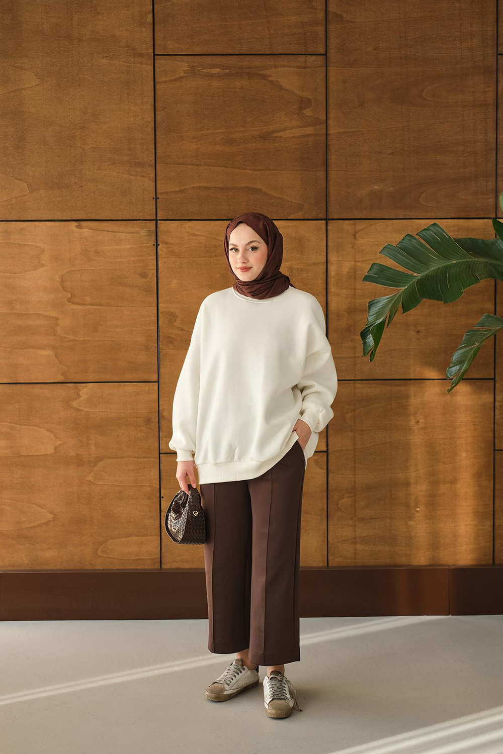 Bisiklet Yaka Sweat Beyaz