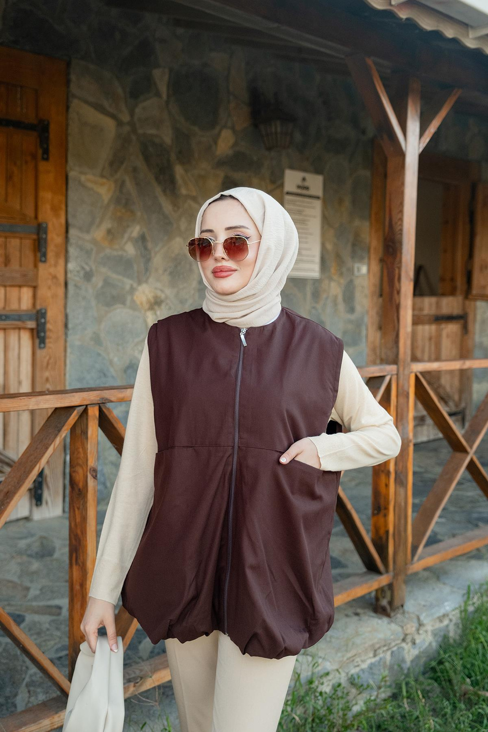 Bisiklet Yaka Yelek Kahverengi