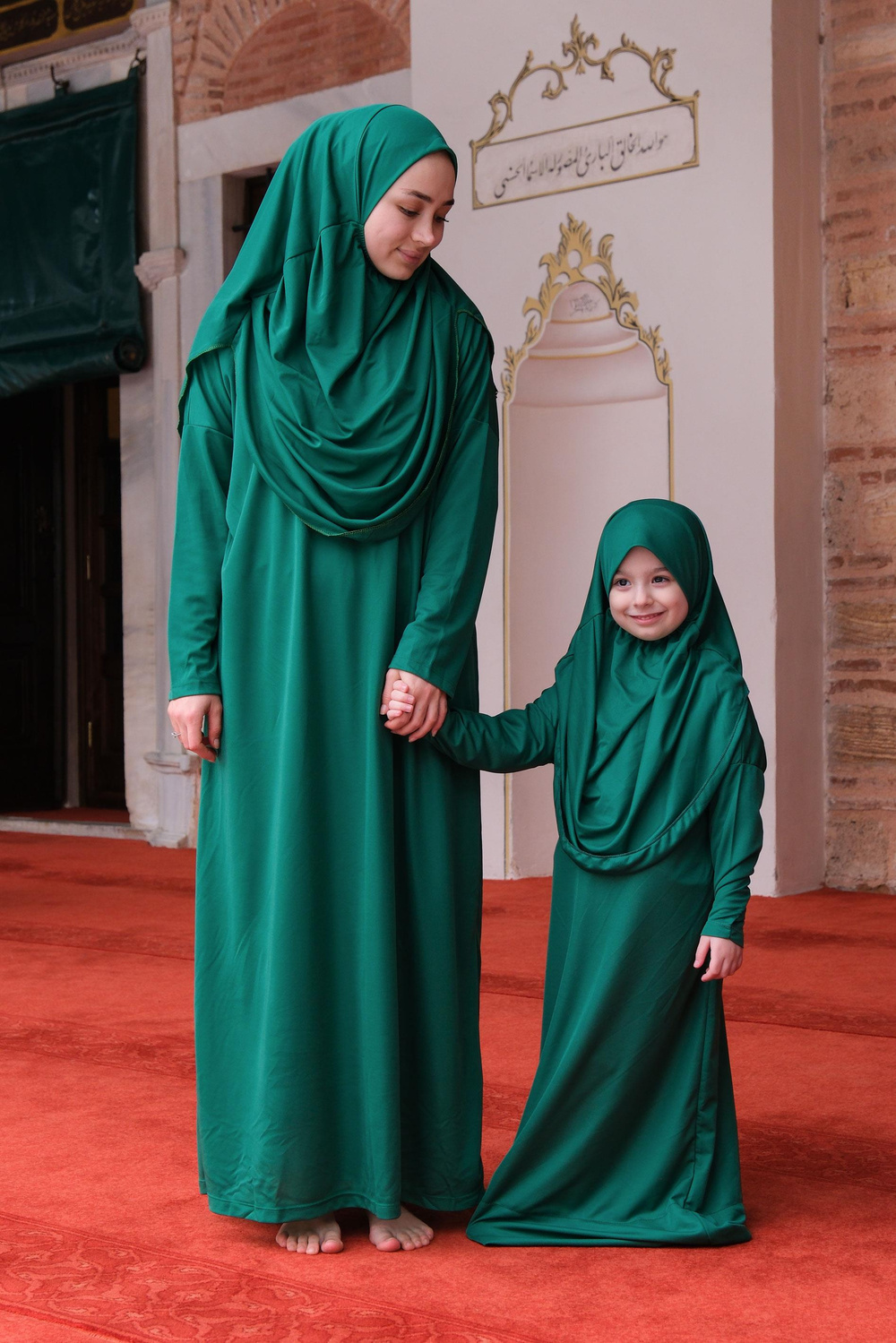 CANTALI TEK PARCA NAMAZ ELBISESI  ZUMRUT YESIL