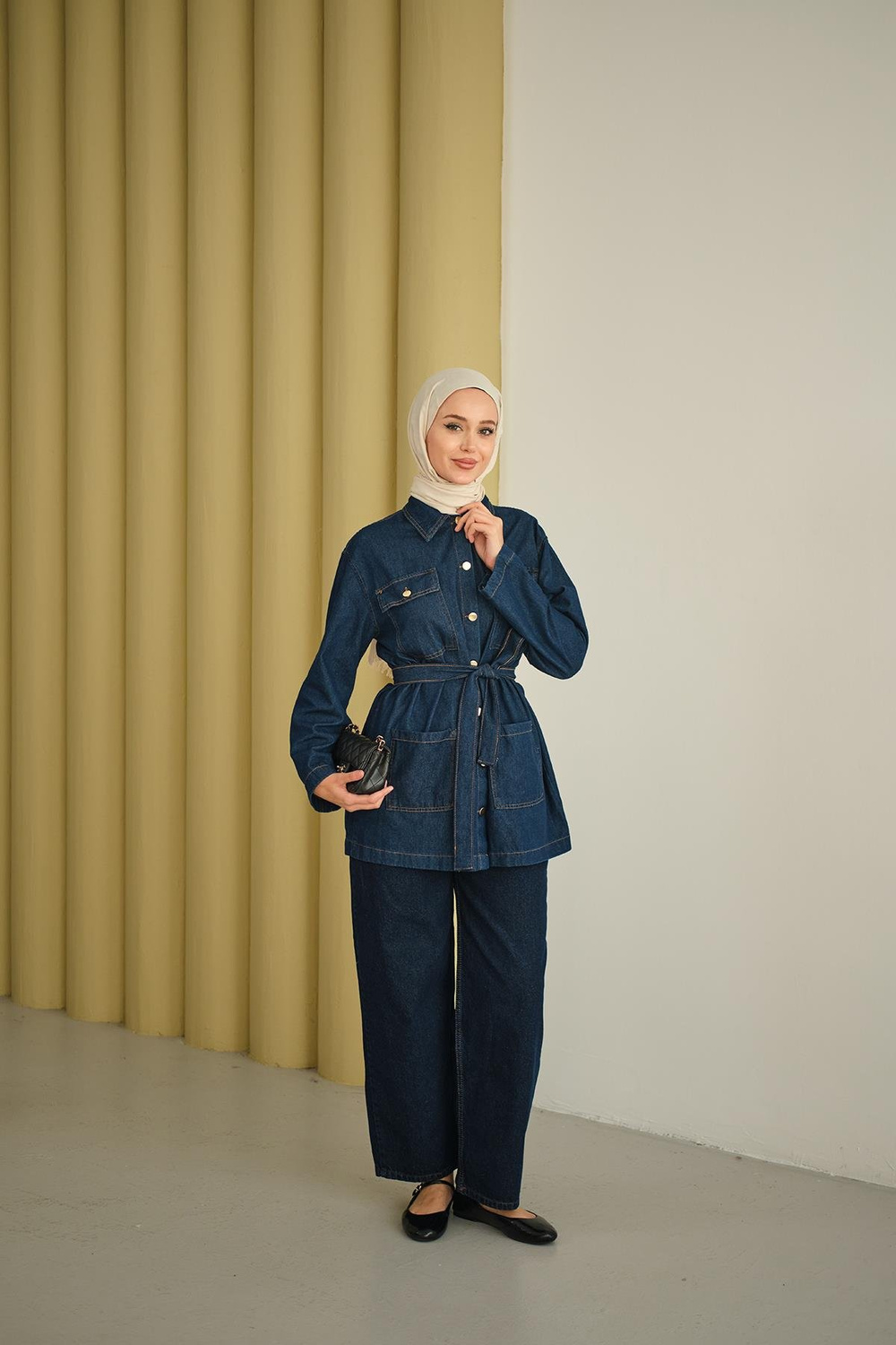 Cep Detay Bel Bağlamalı Kot Takım Lacivert