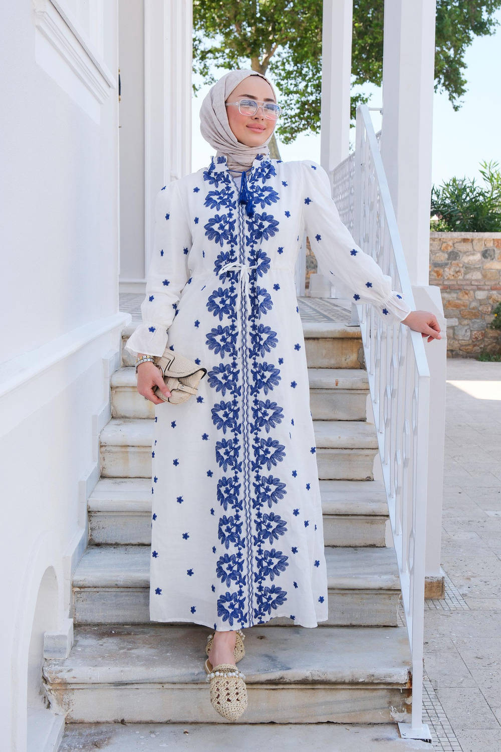 Çiçek Nakış Detay Elbise Mavi