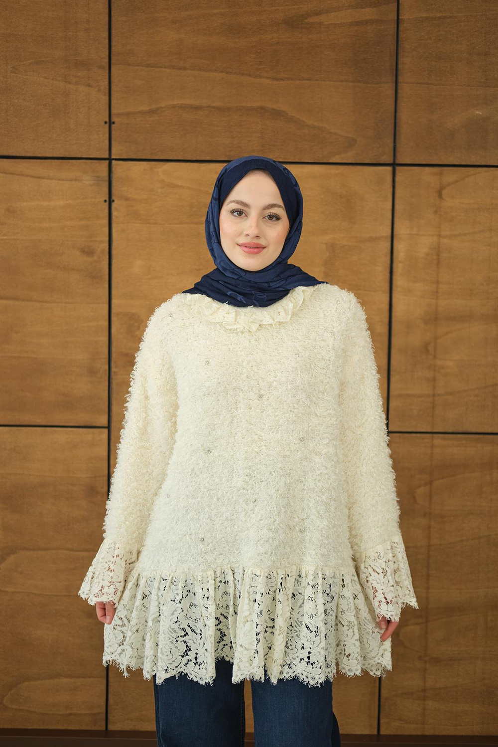 Dantel Detay Peluş Tunik Ekru