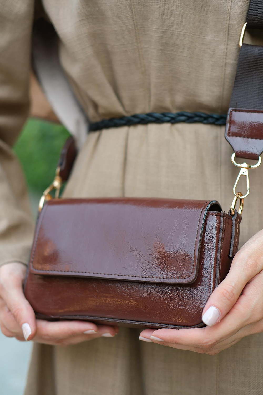 Dikdörtgen Minimal Omuz Çantası Kahverengi