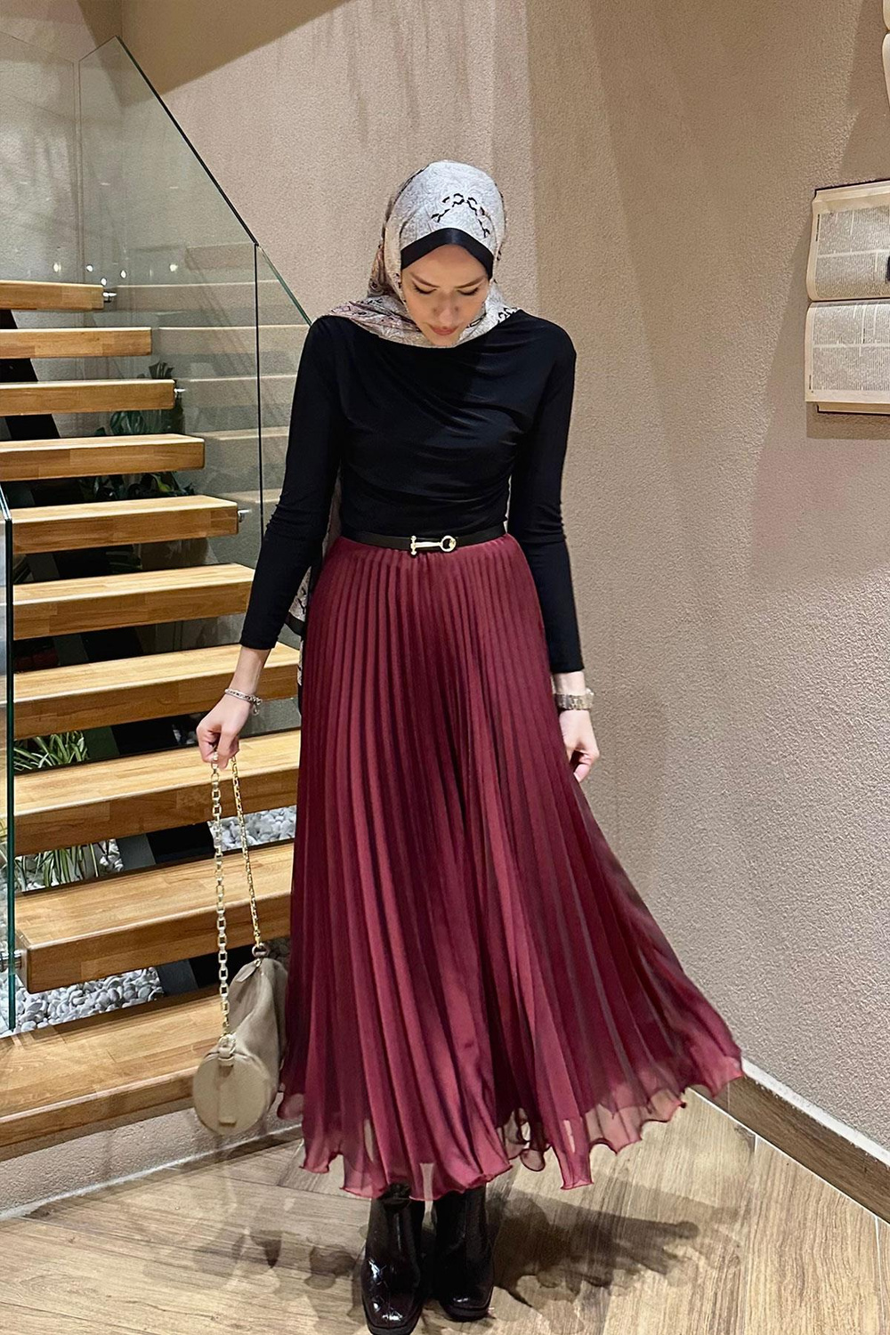 Fermuar Detaylı Pileli Etek Bordo