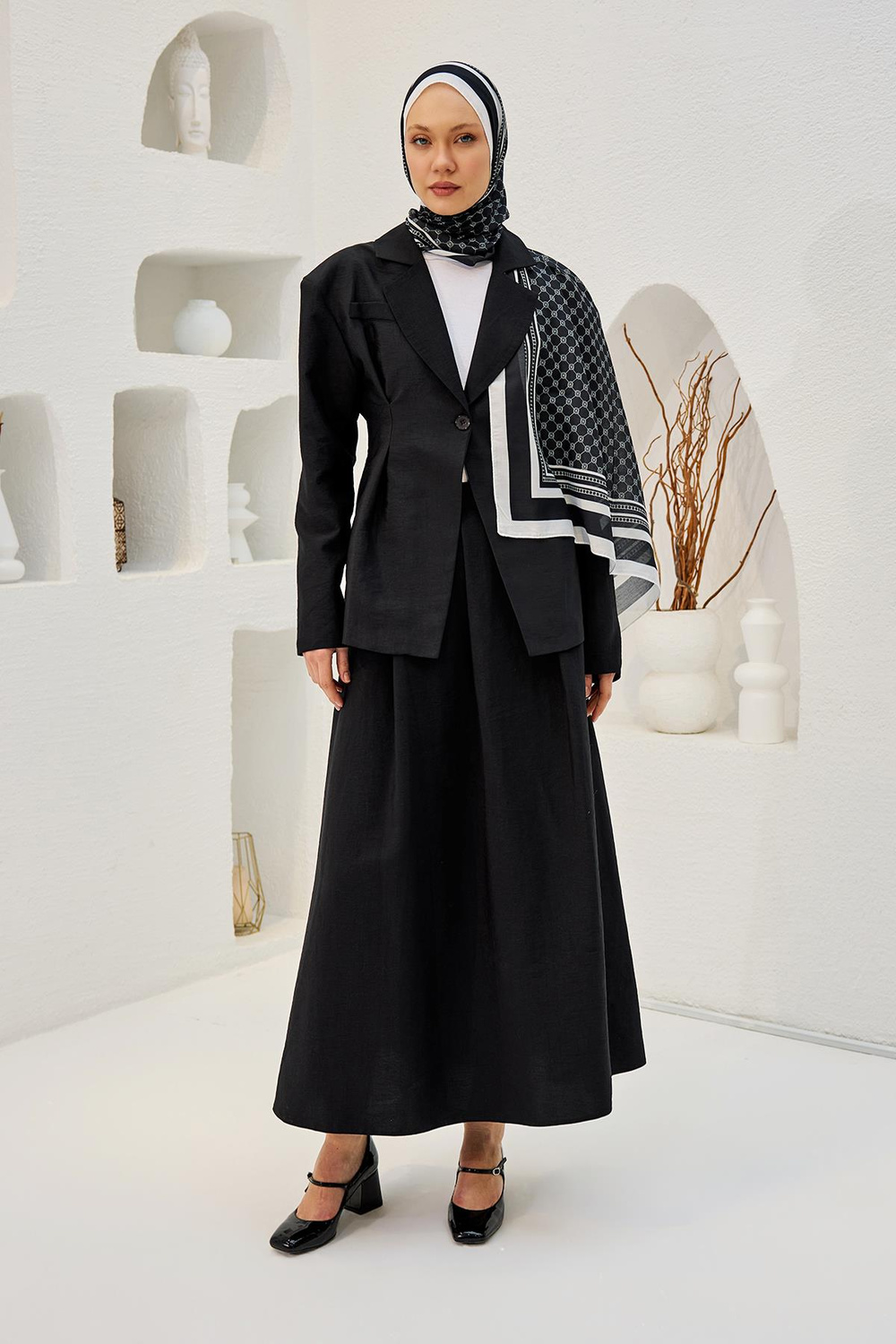 Gizli Cep Ve Önü Pile Detaylı Takım Siyah