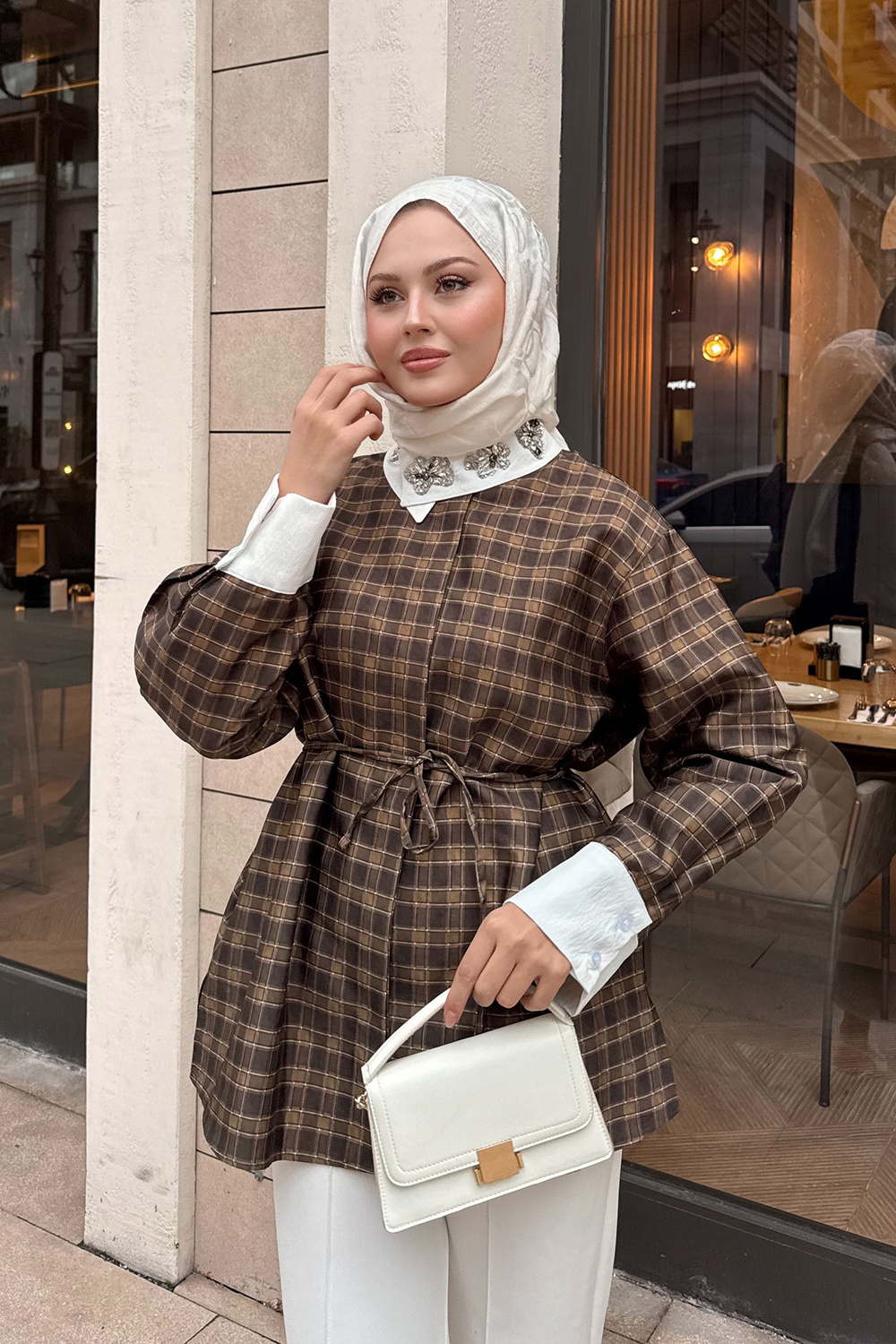 Gizli Düğmeli Bel Bağlamalı Gömlek Yağ Yeşil