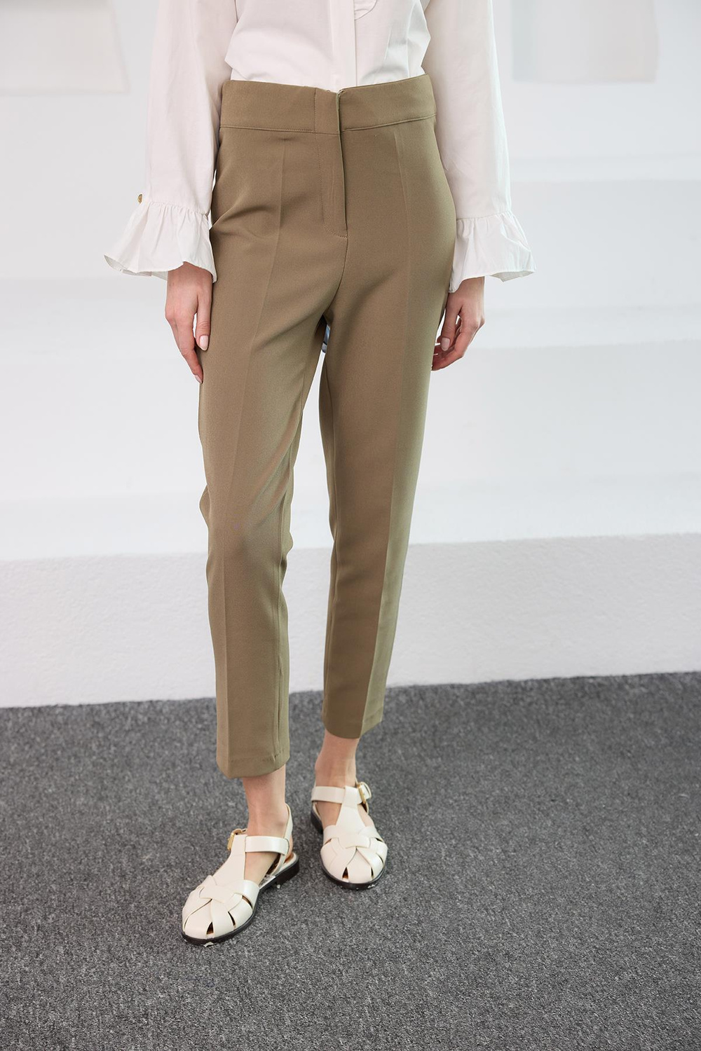 Gizli Fermuar Detaylı Kumaş Pantolon Yeşil