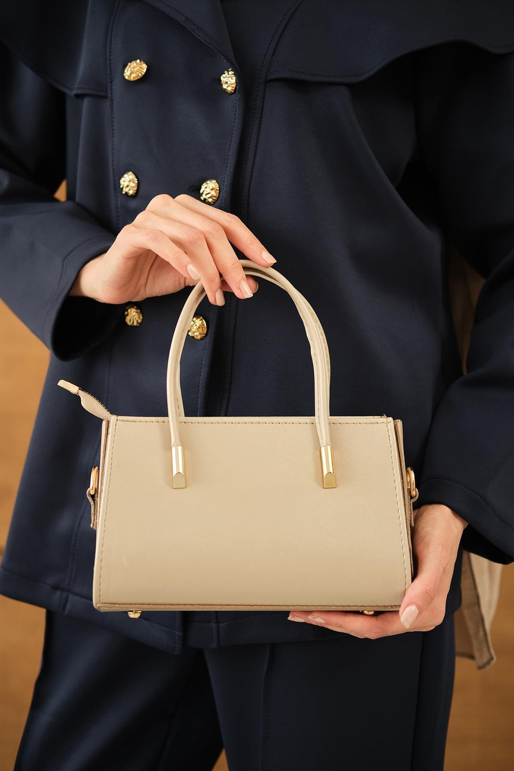 Gold Detay Çanta Vizon