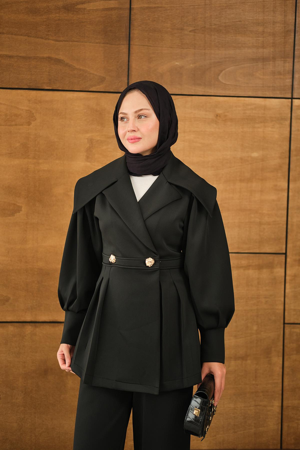 Gold Düğme Detay İkili Takım Siyah