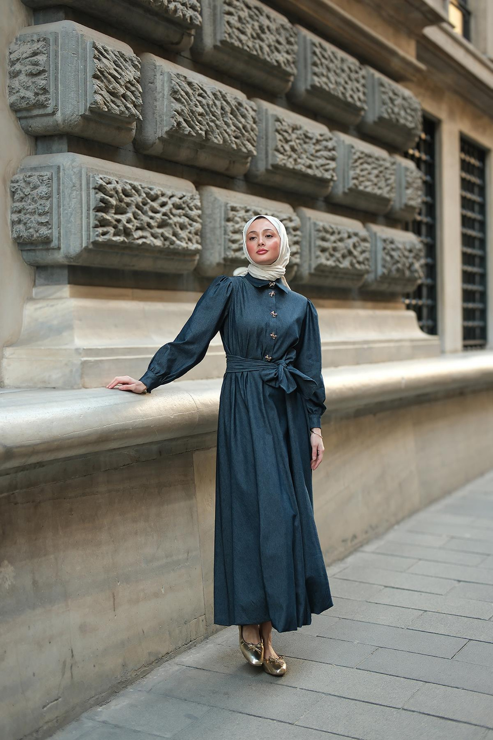 Gold Kurdele Düğme Detaylı Kot Elbise Koyu Mavi