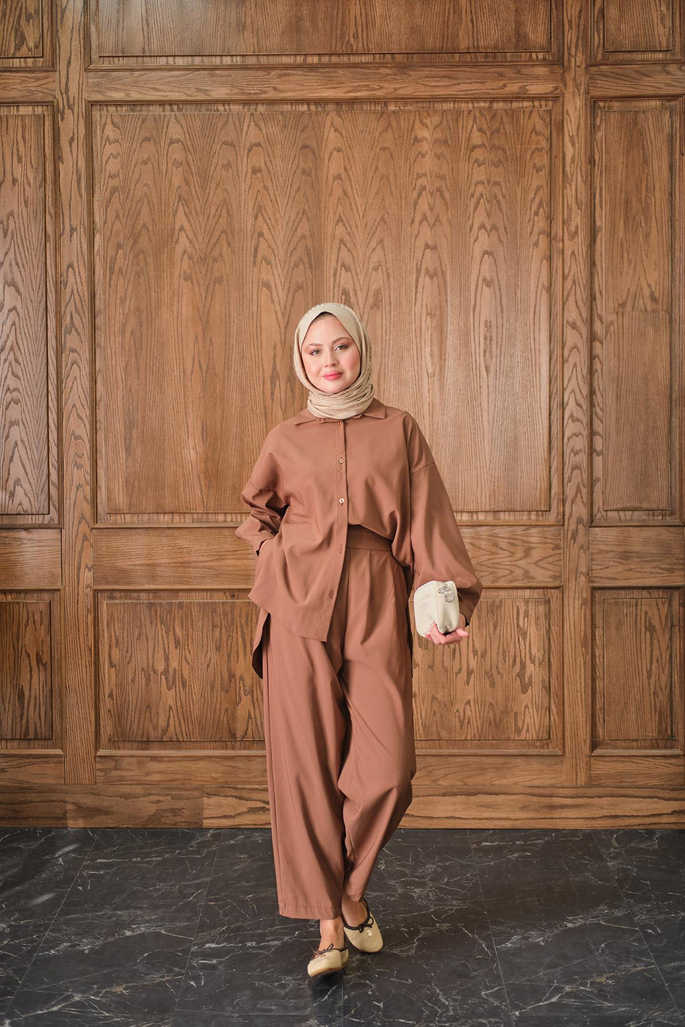 Gömlekli Takım Taba