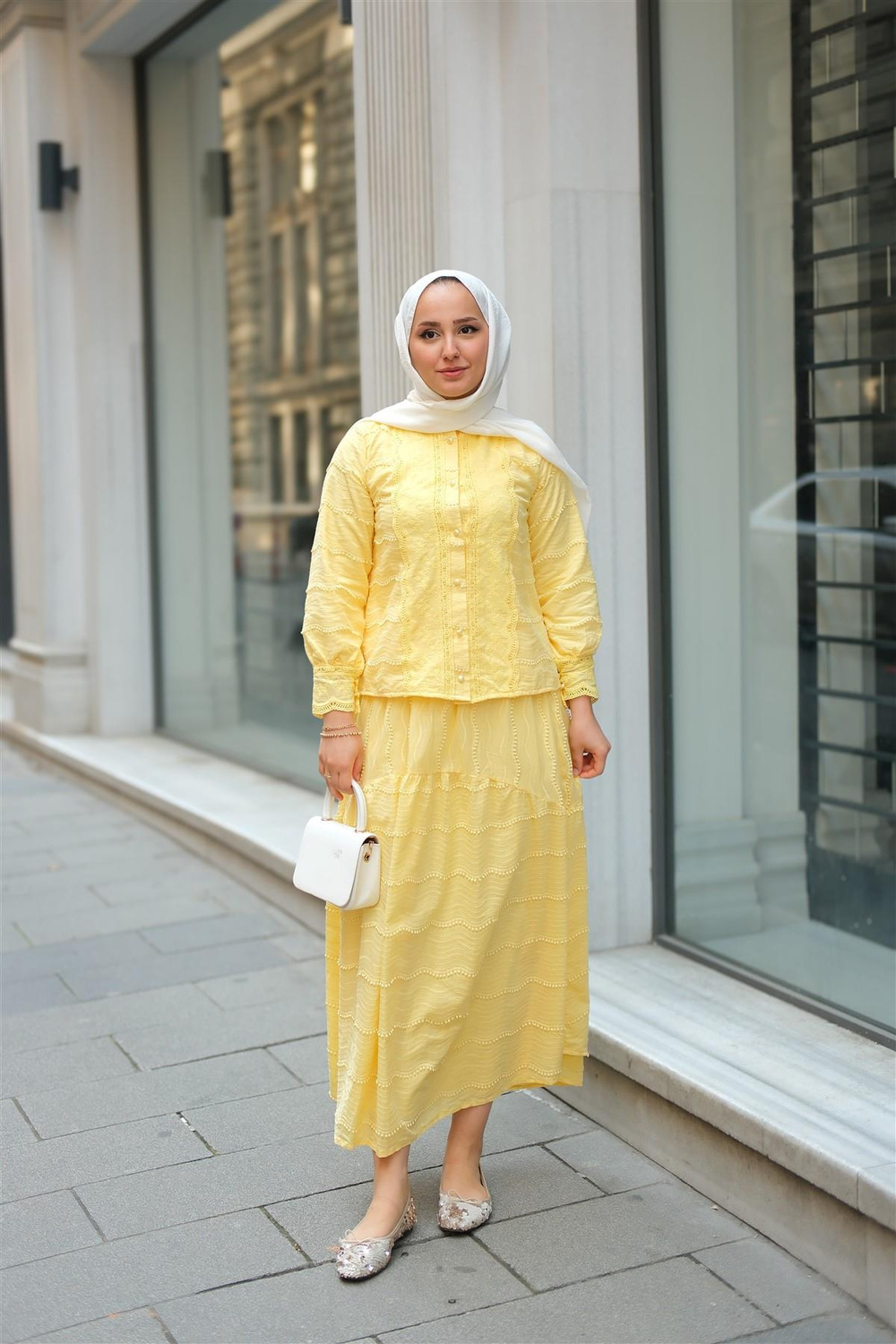 Güpür Detaylı Takım Sarı